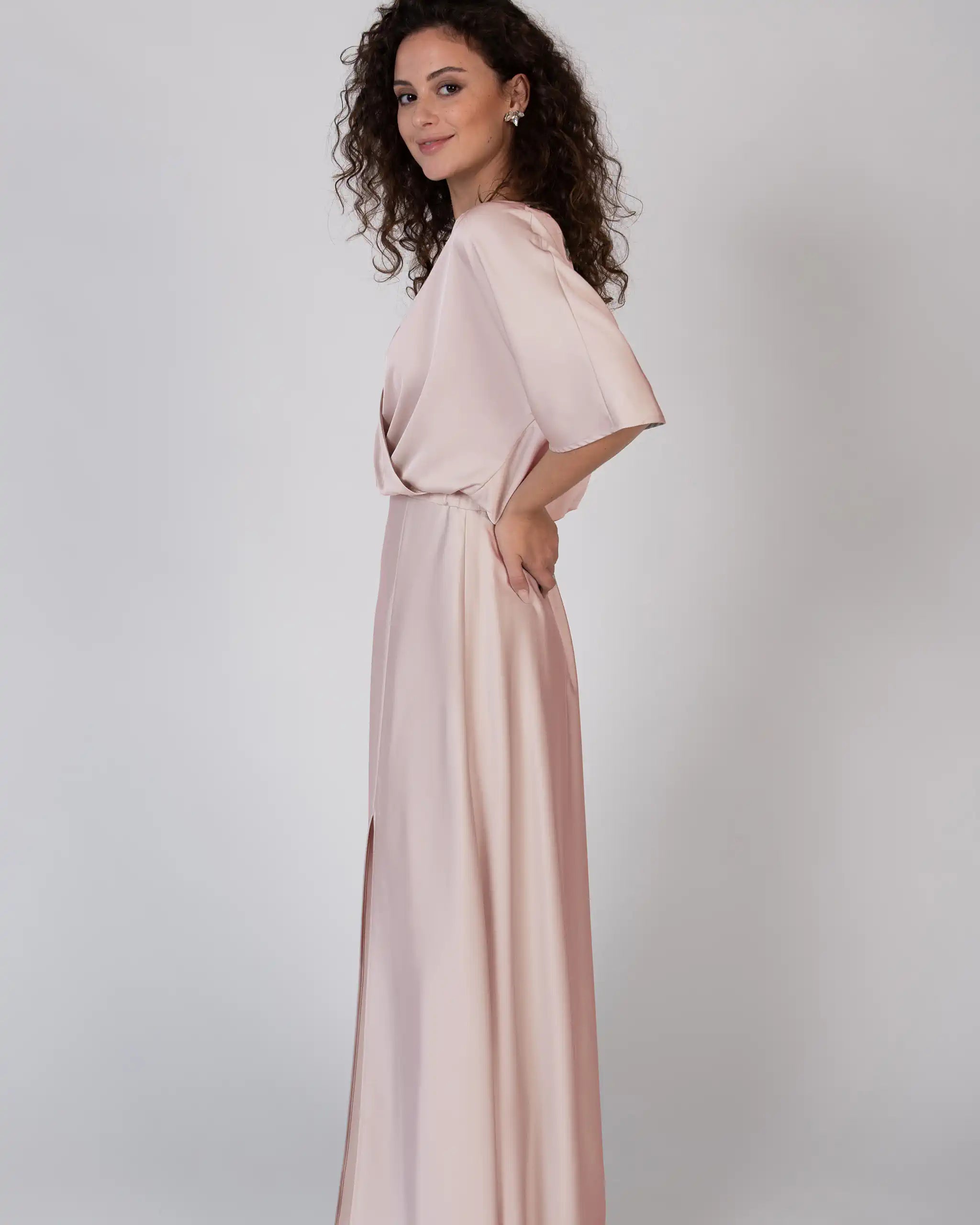 Stilvolles Abendkleid mit Satinbluse und Rock in A-Linie - Detailansicht