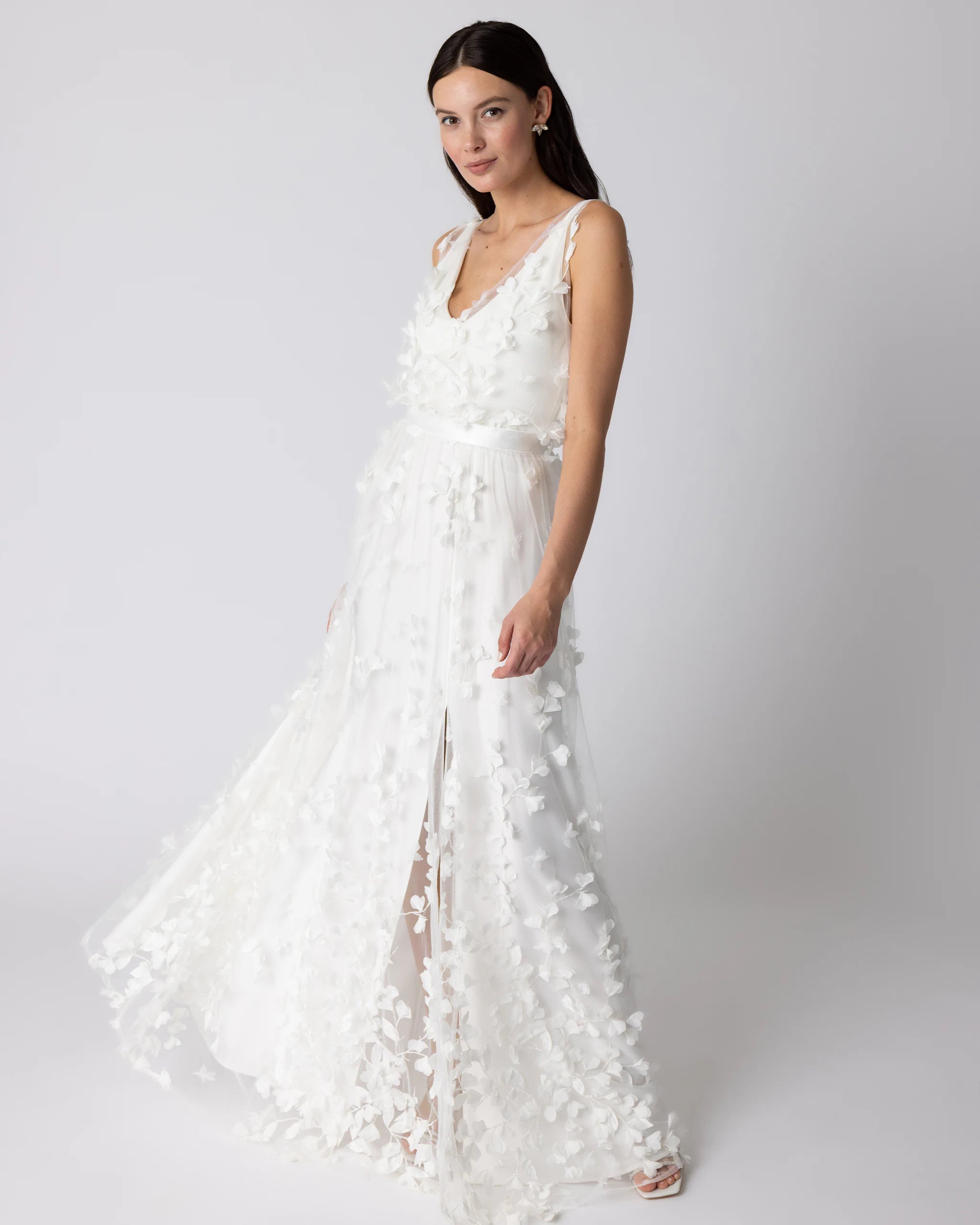 Braut Tüll Überrock mit Organza Blüten Ansicht vorne