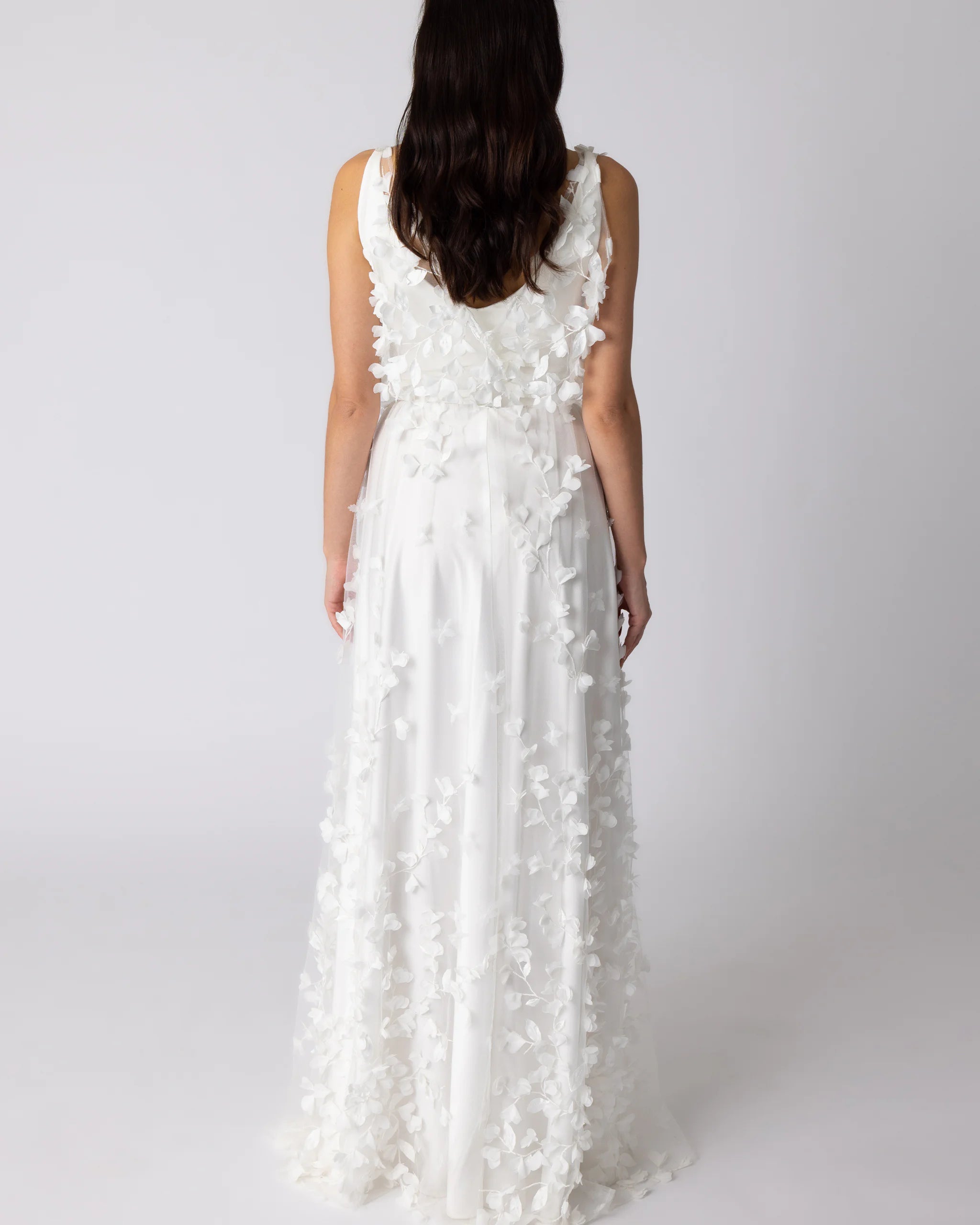 Braut Tüll Überrock mit Organza Blüten Ansicht hinten