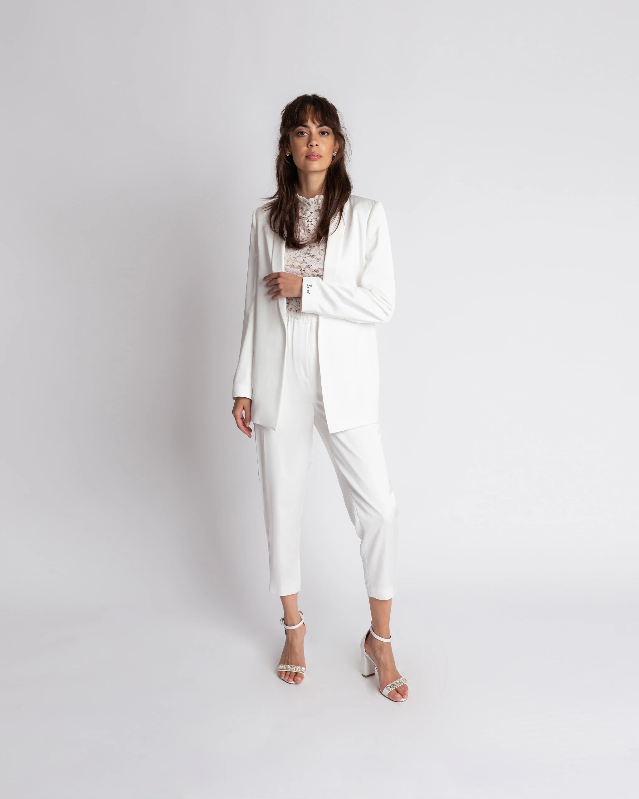 Jumpsuit für die Braut mit Boho Crop Top mit Stehkragen - Ansicht vorne