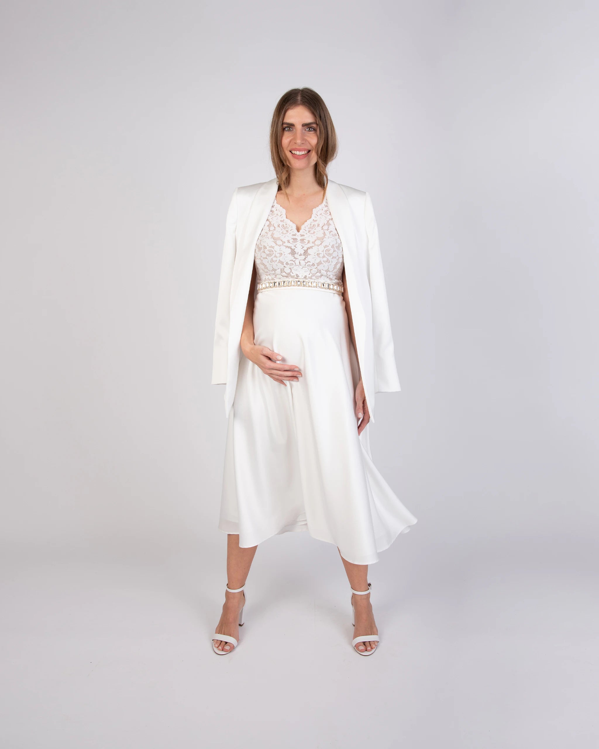 Brautkleid Zweiteiler für Schwangere mit kurzarm Spitzenbody und Satinrock - mit CoverUp