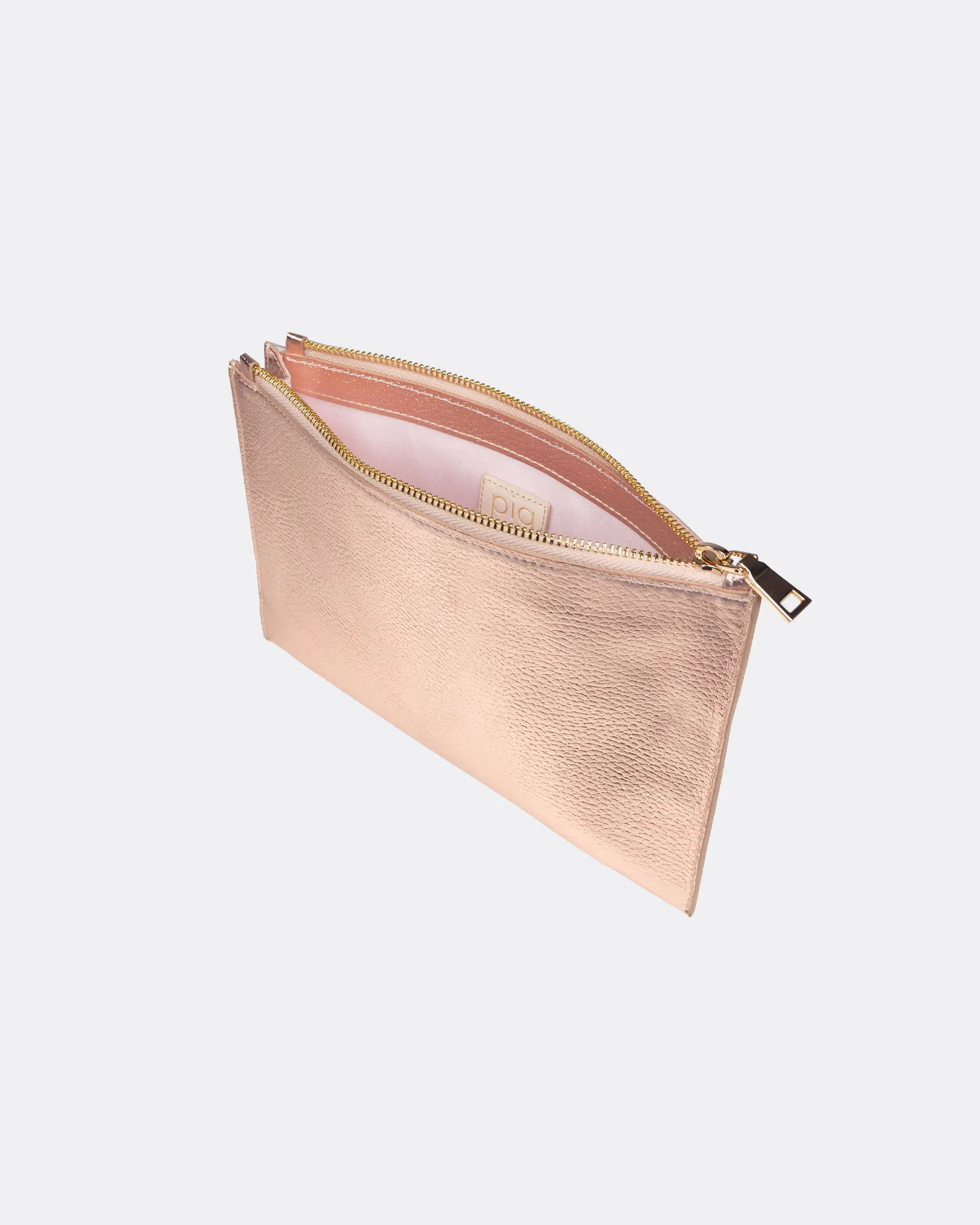 Clutch aus Leder Rosegold Metallic Ansicht seitlich offen