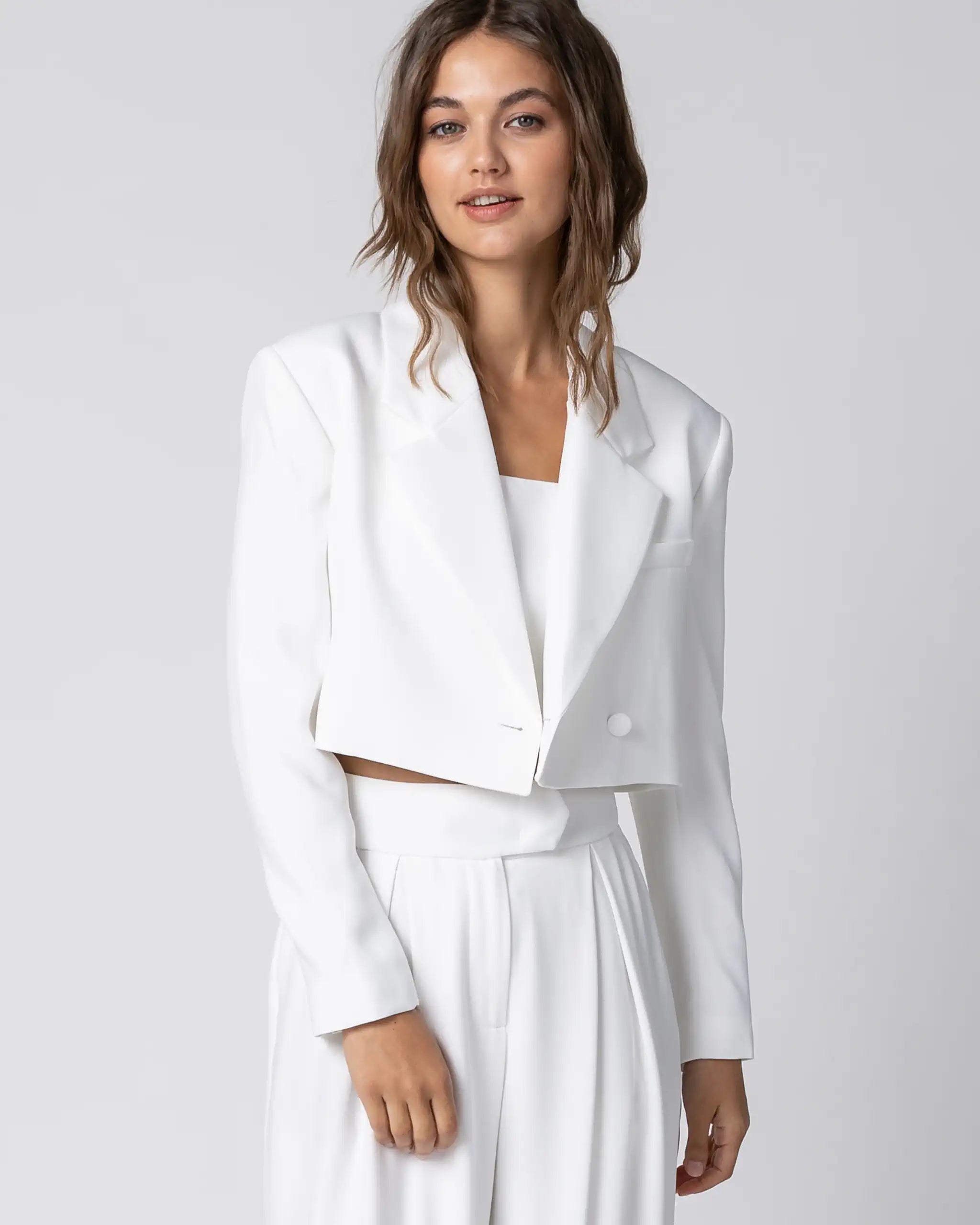 Kurzer Braut Blazer in Ivory Ansicht seitlich
