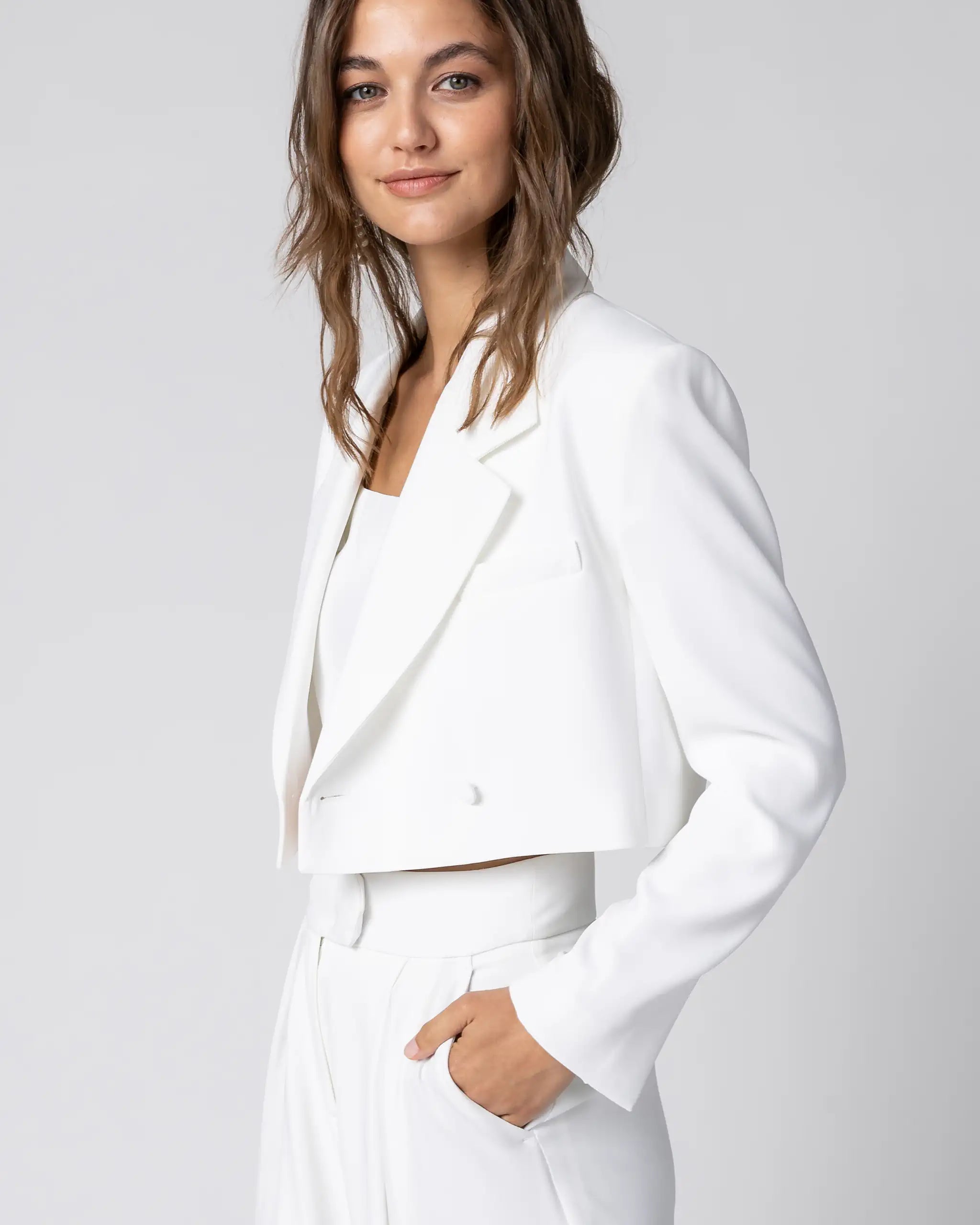 Kurzer Braut Blazer in Ivory Ansicht seitlich