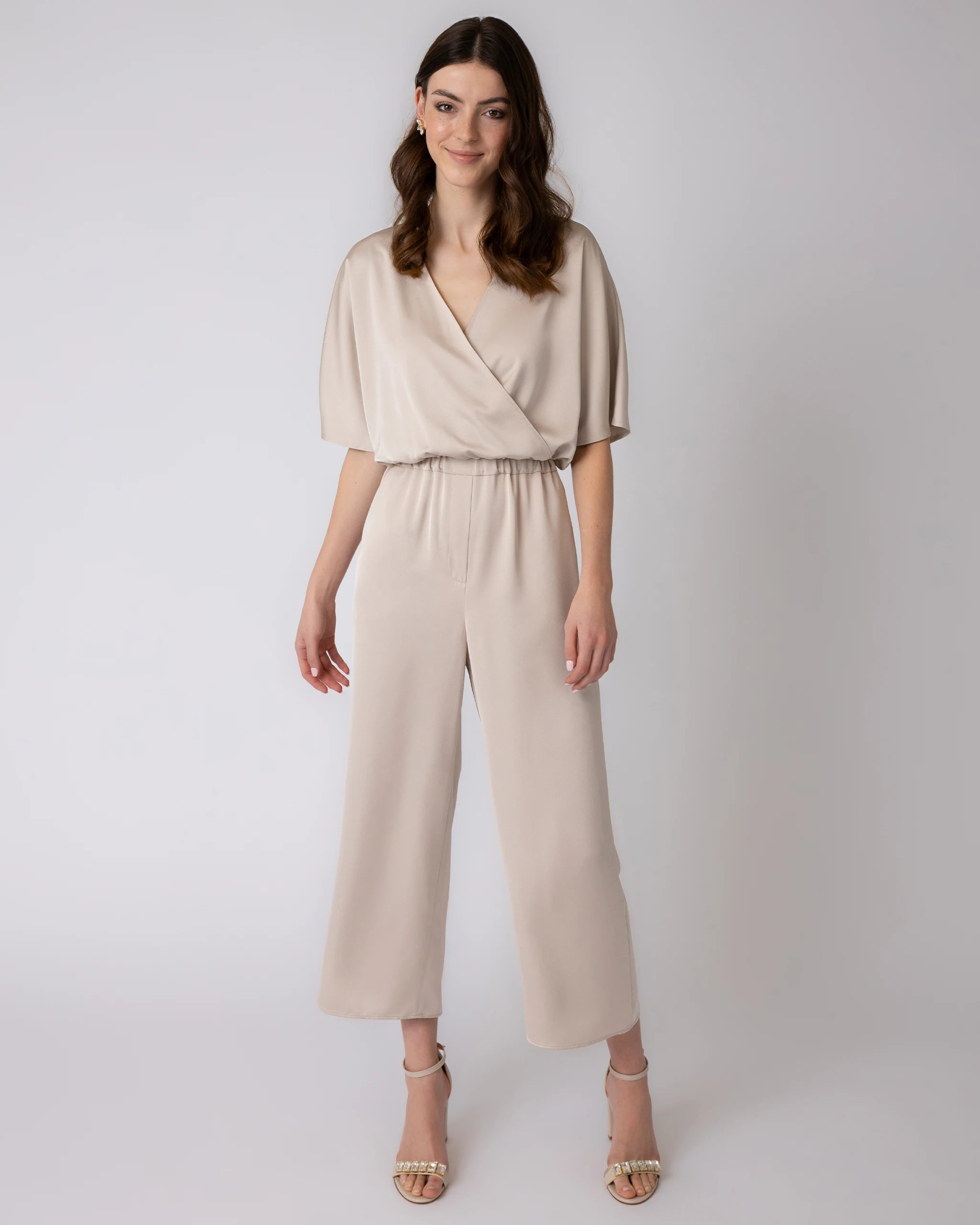 Satin Culotte für Hochzeitsgäste in champagner Ansicht vorne