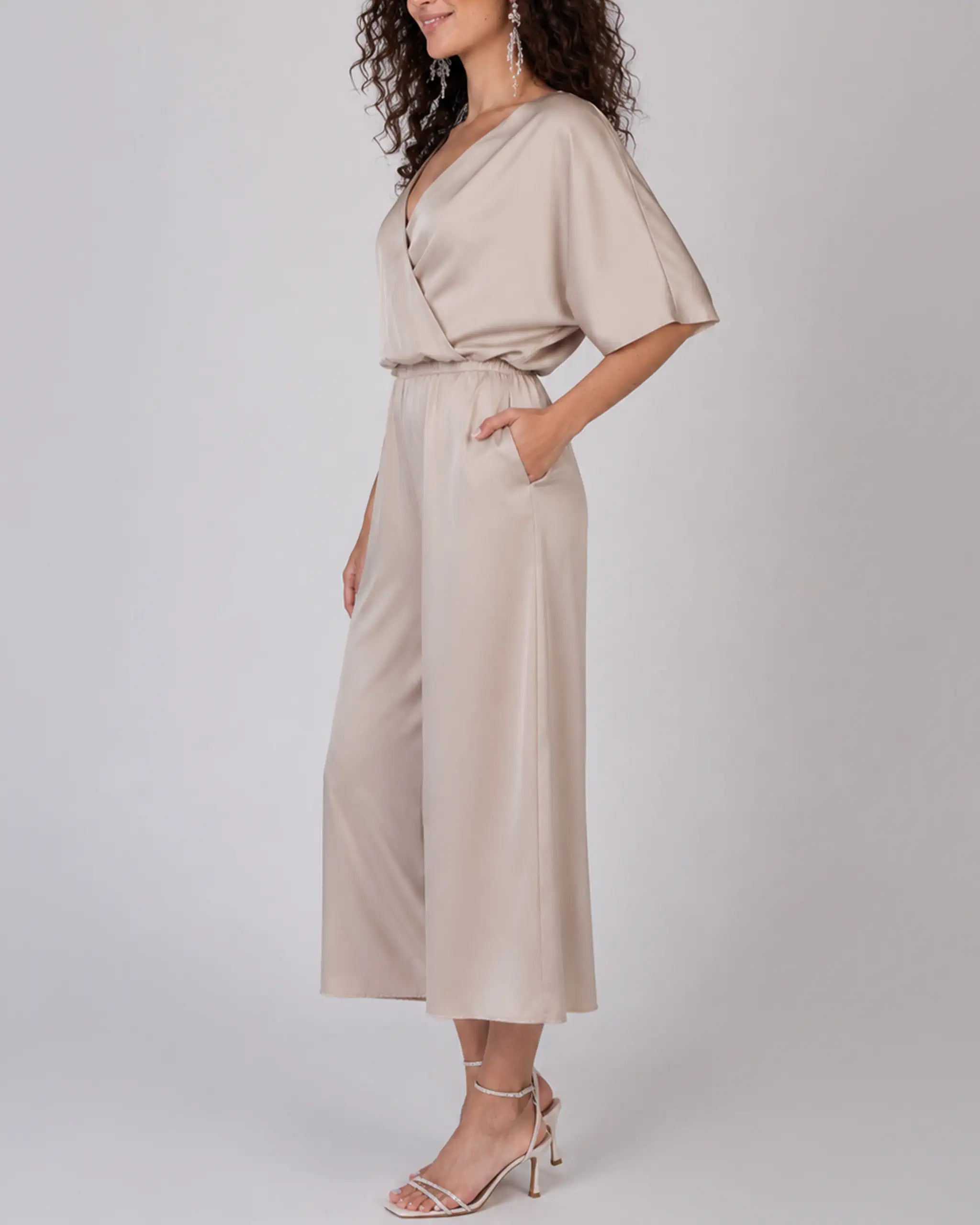 Satin Culotte für Hochzeitsgäste in champagner Ansicht Seite
