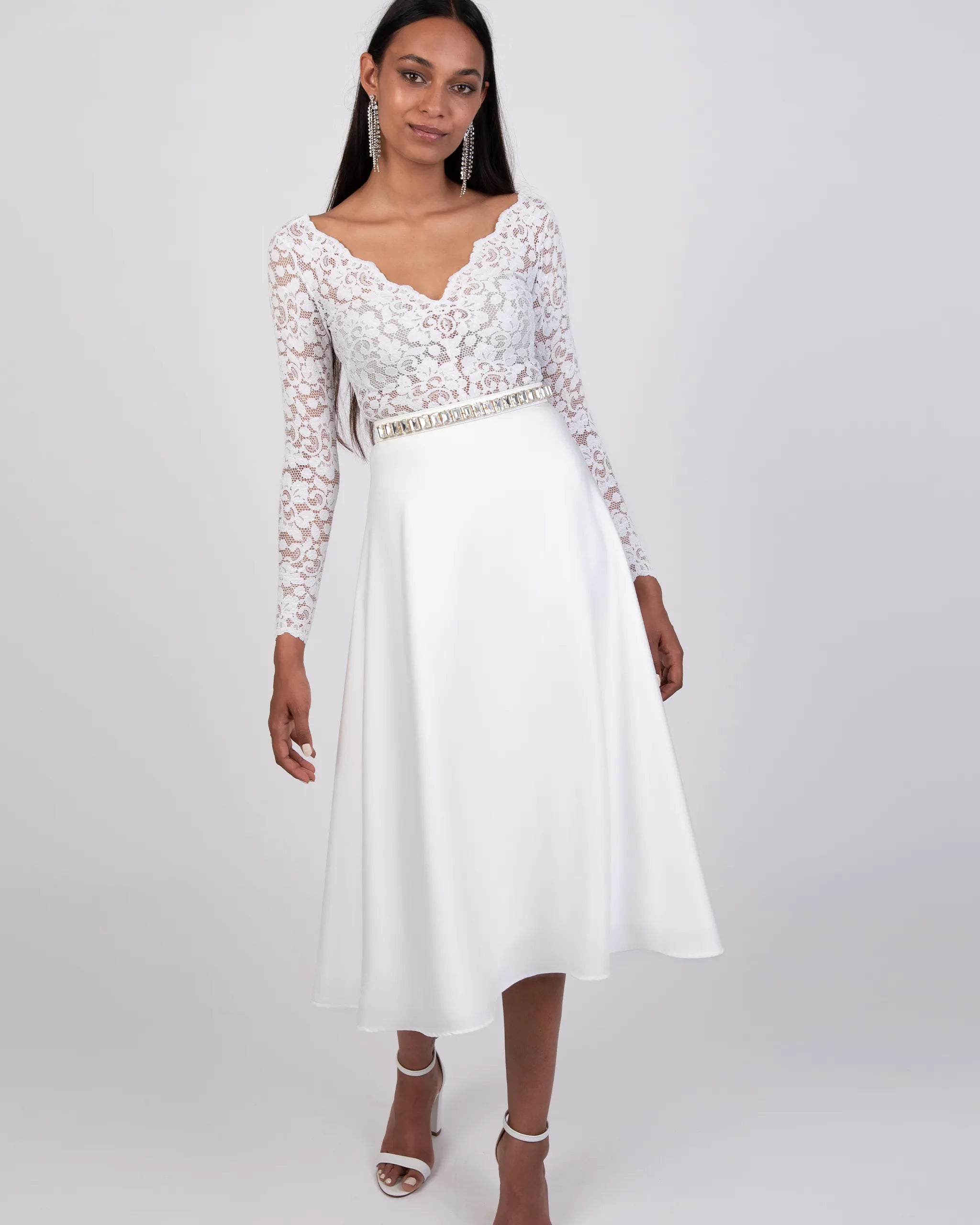 Langarm Boho Brautbody mit V-Ausschnitt Ansicht vorne