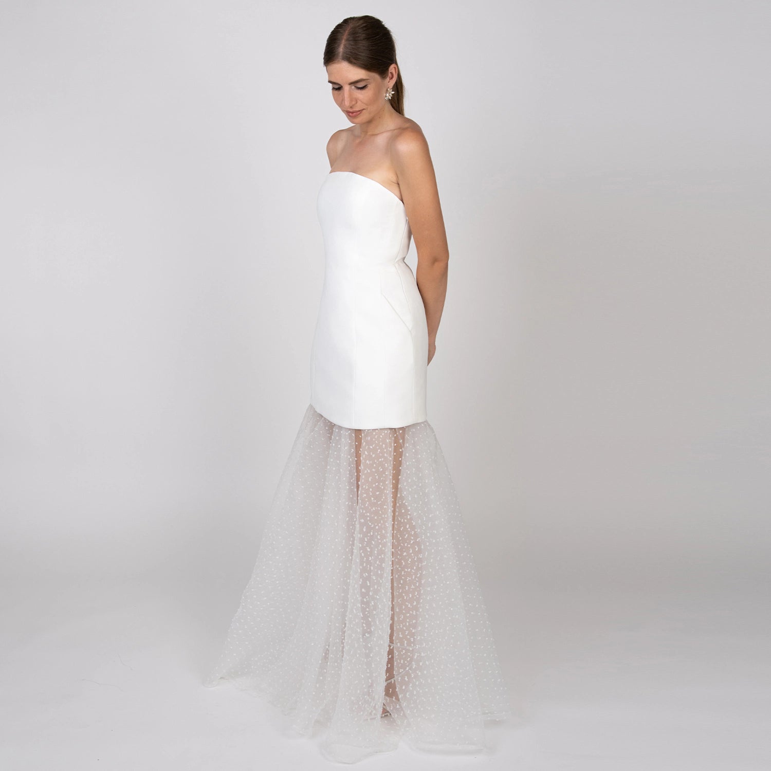 Brautkleid Zweiteiler Minikleid für die Braut und Überrock aus Tül gepunktet