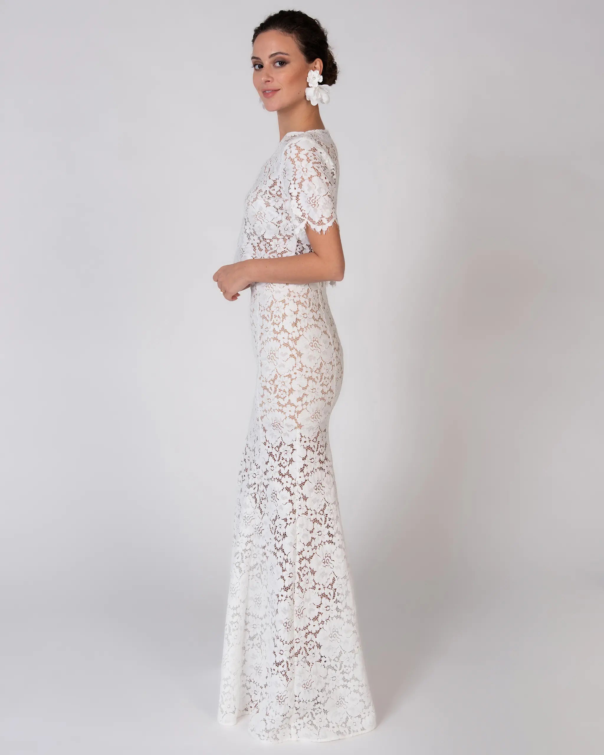 Braut Rose Rock im Fit and Flair Schnitt aus Vintage Spitze Ansicht Seite