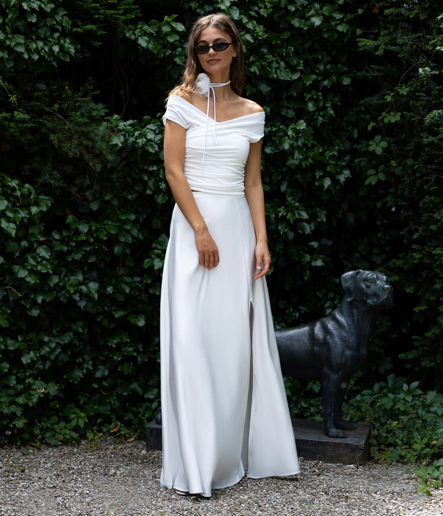 Schlichtes Hochzeitskleid mit Maxi Brautrock und Ärmelloses Braut Top