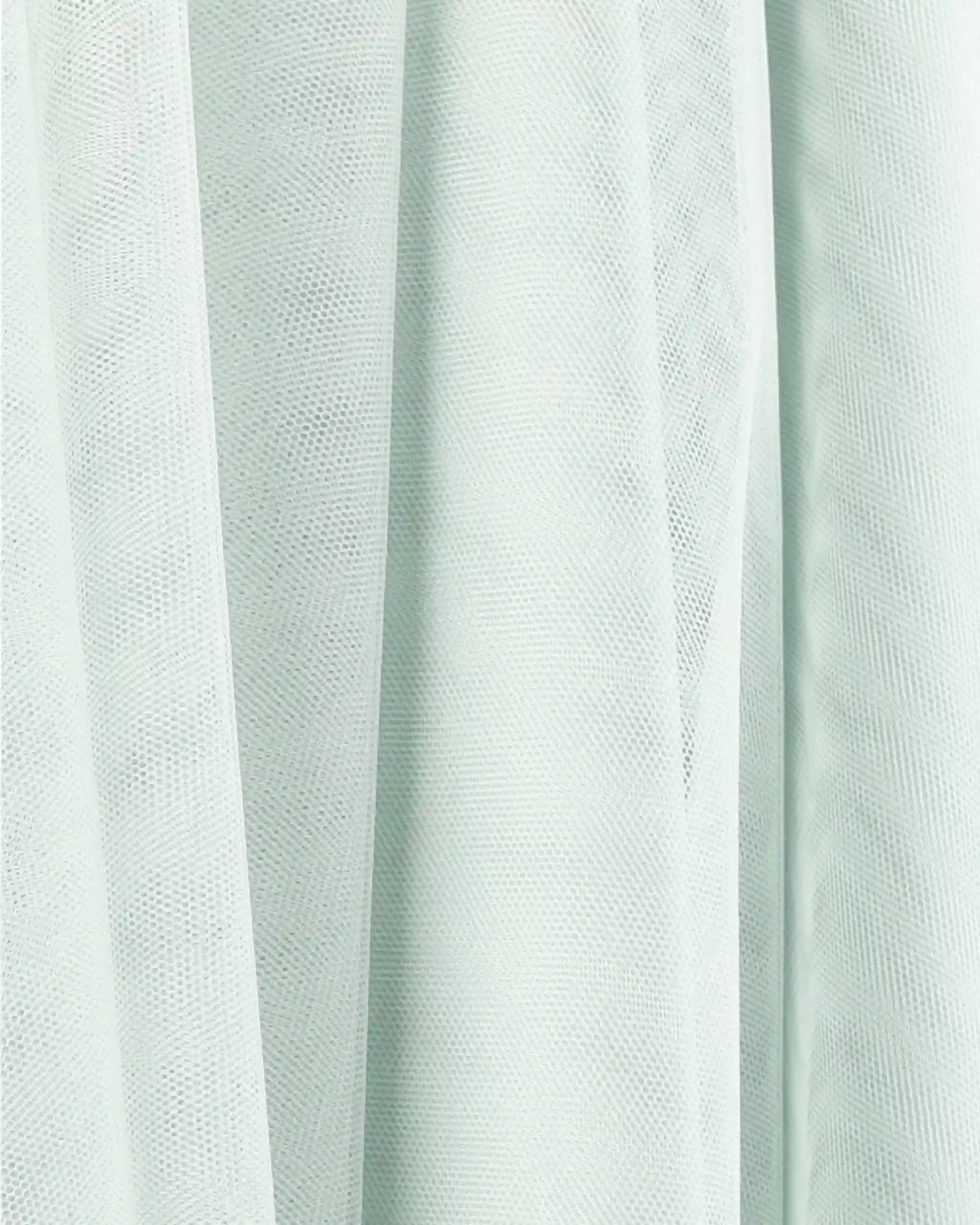 Stoff Detail Salbeigrün Tüll