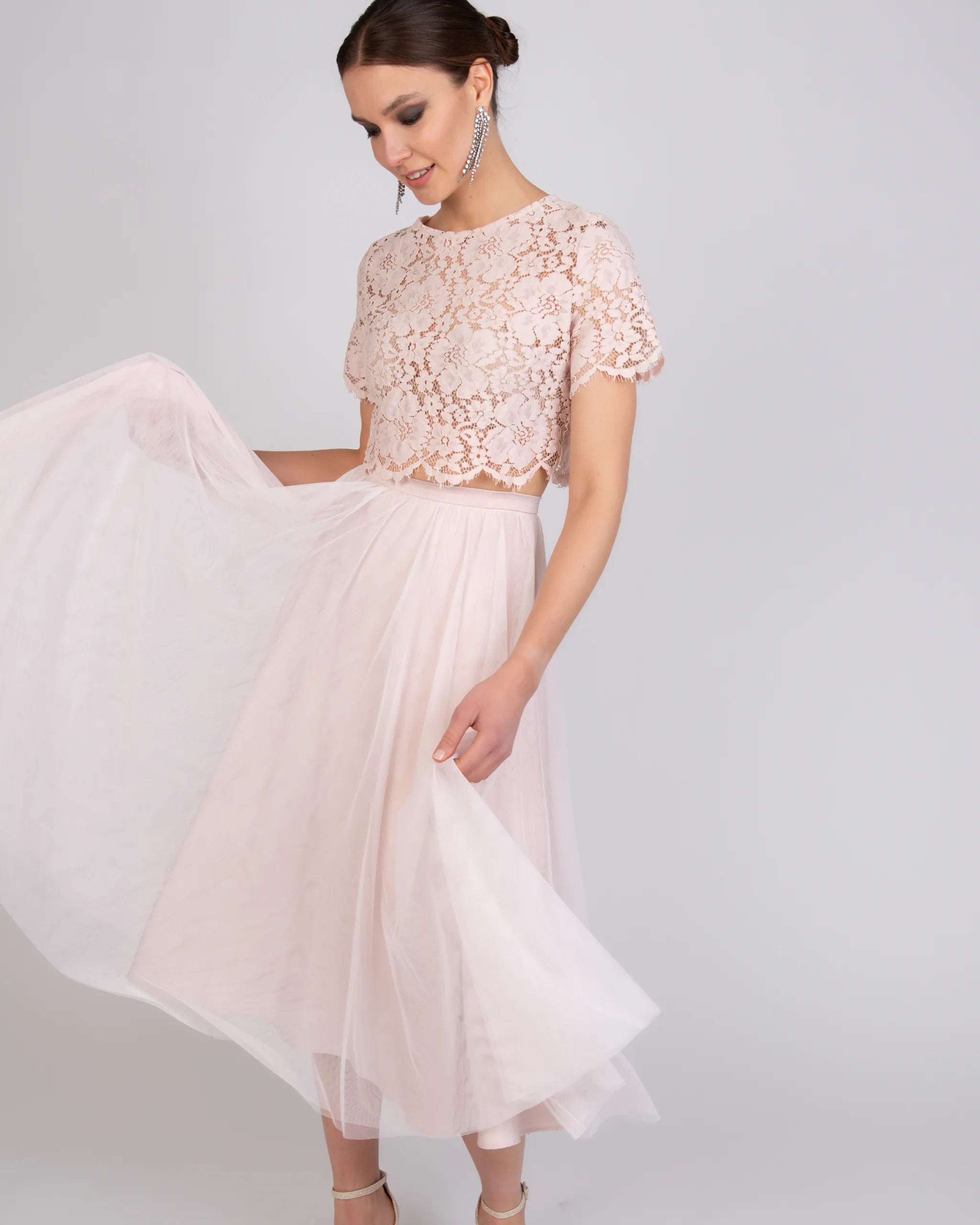 Wadenlanger Tüllrock in rosa Ansicht seitlich