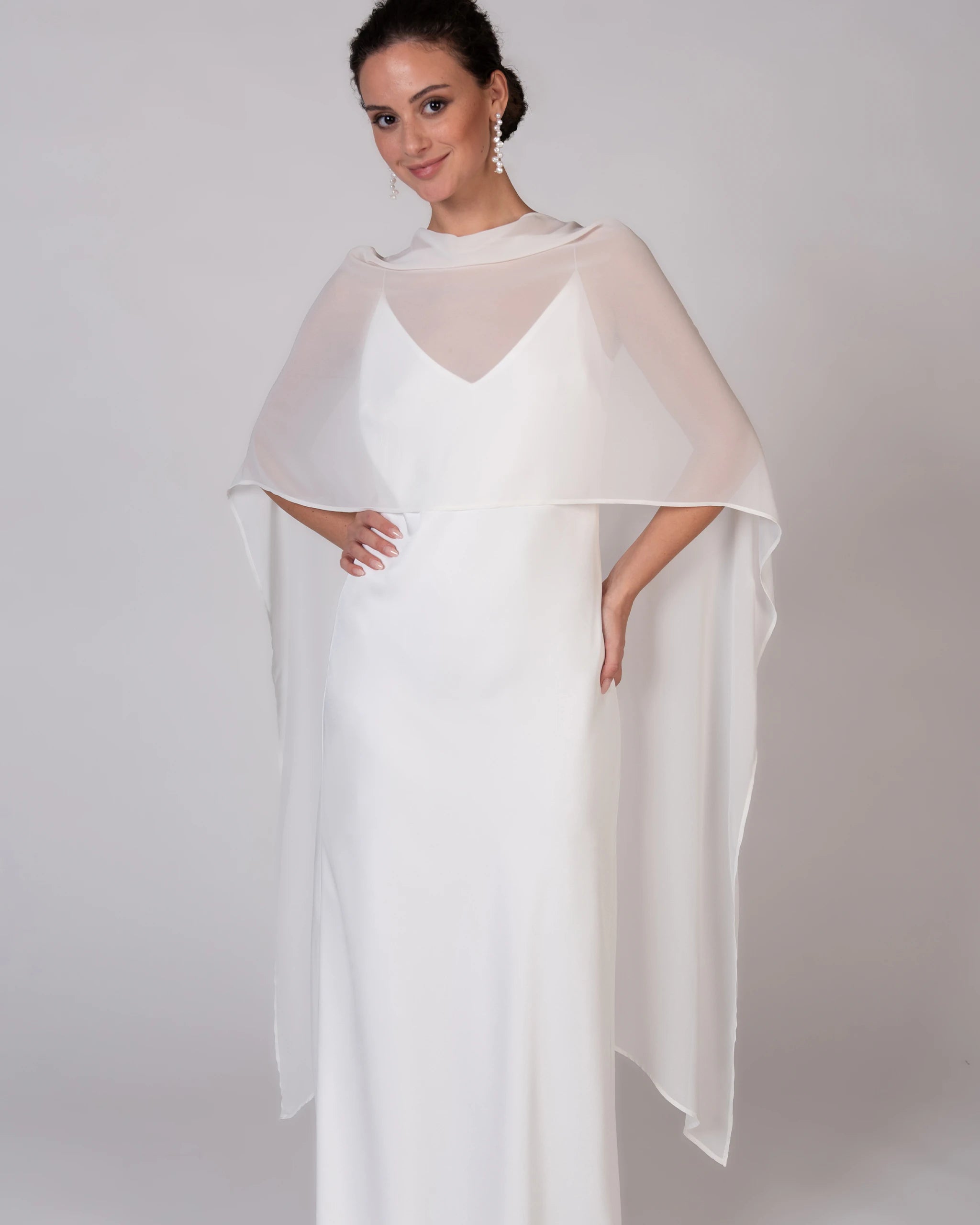 Schlichter Brautschal aus Chiffon Ansicht vorne