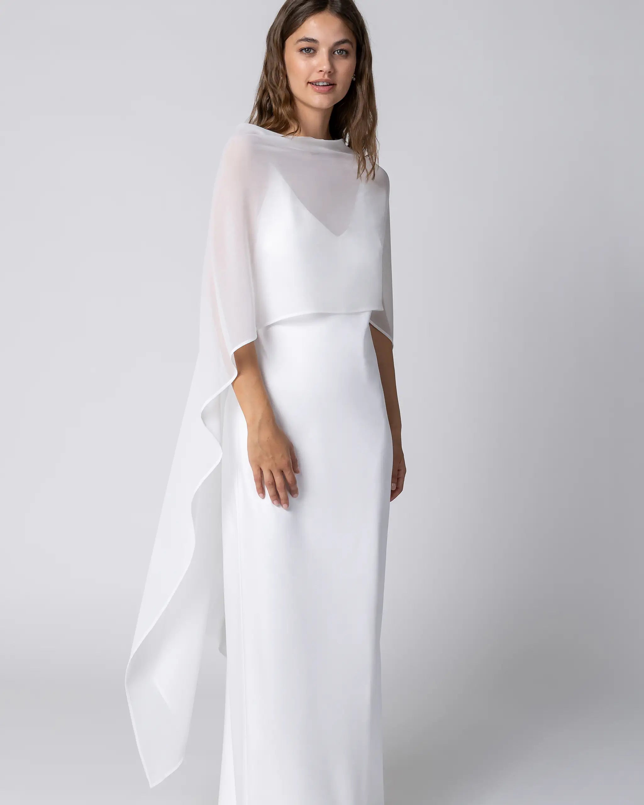 Schlichter Brautschal aus Chiffon Ansicht vorne