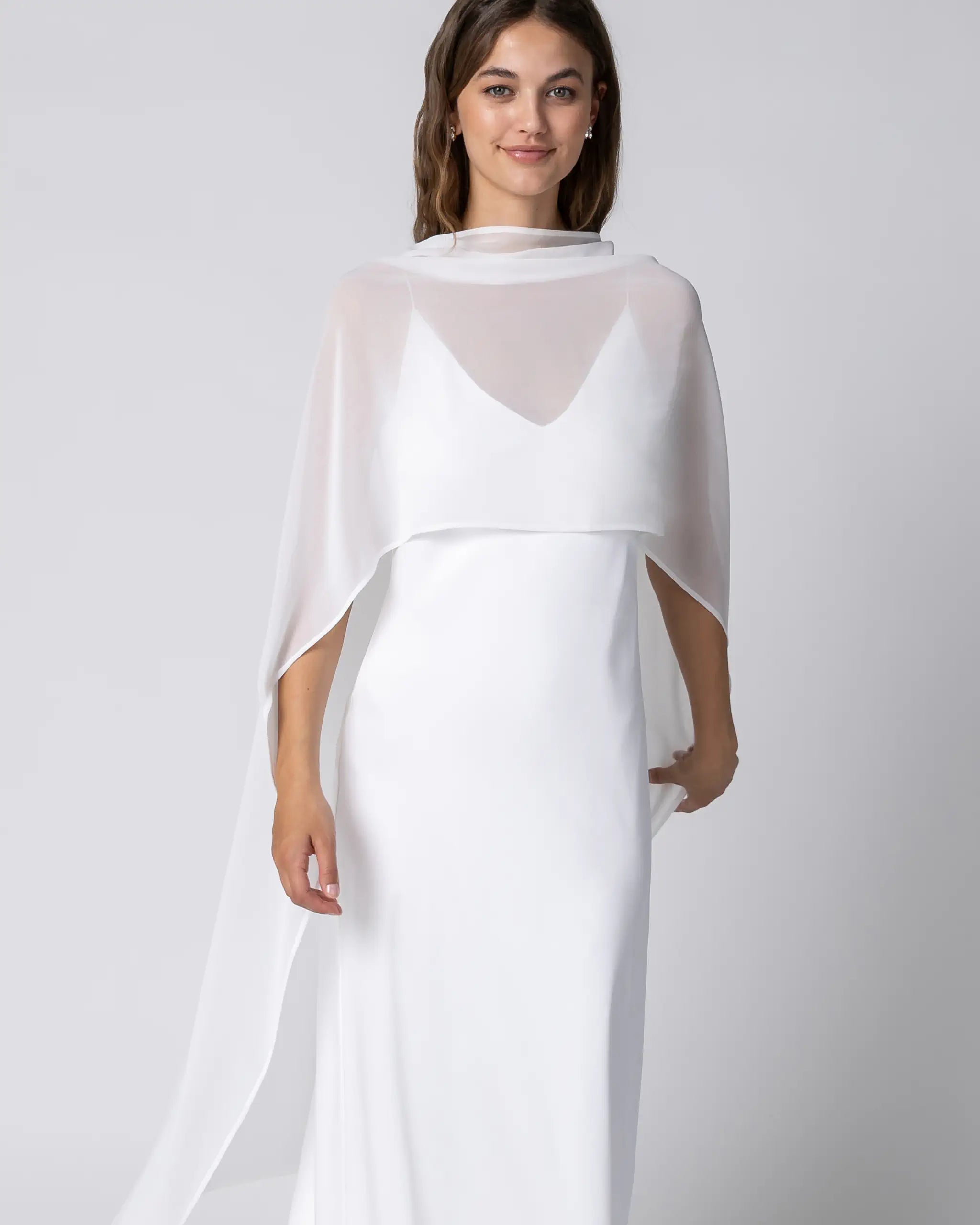 Schlichter Brautschal aus Chiffon Ansicht vorne