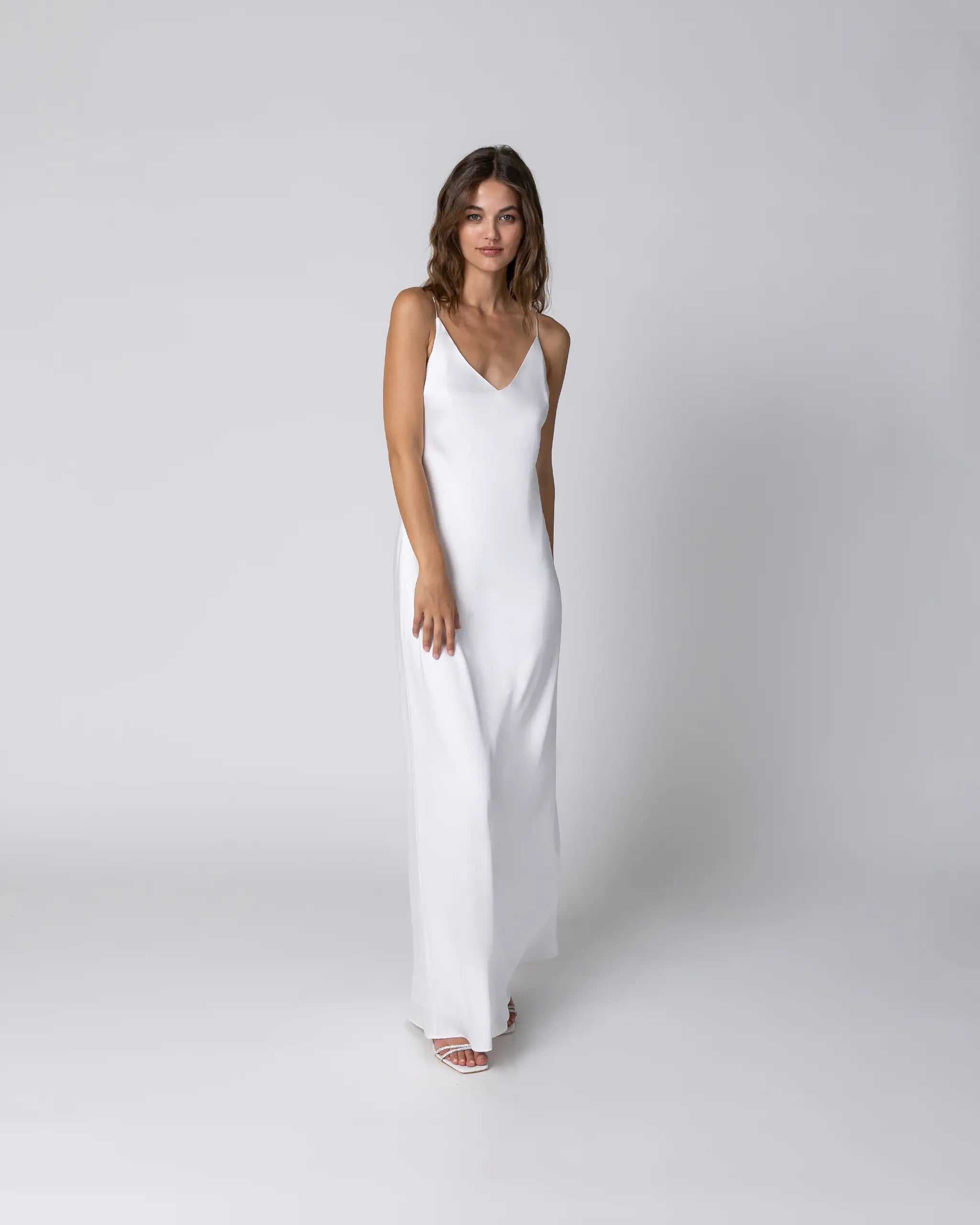 Wunderschönes Maxi Slip Dress für die Braut aus Satin - Ansicht vorne