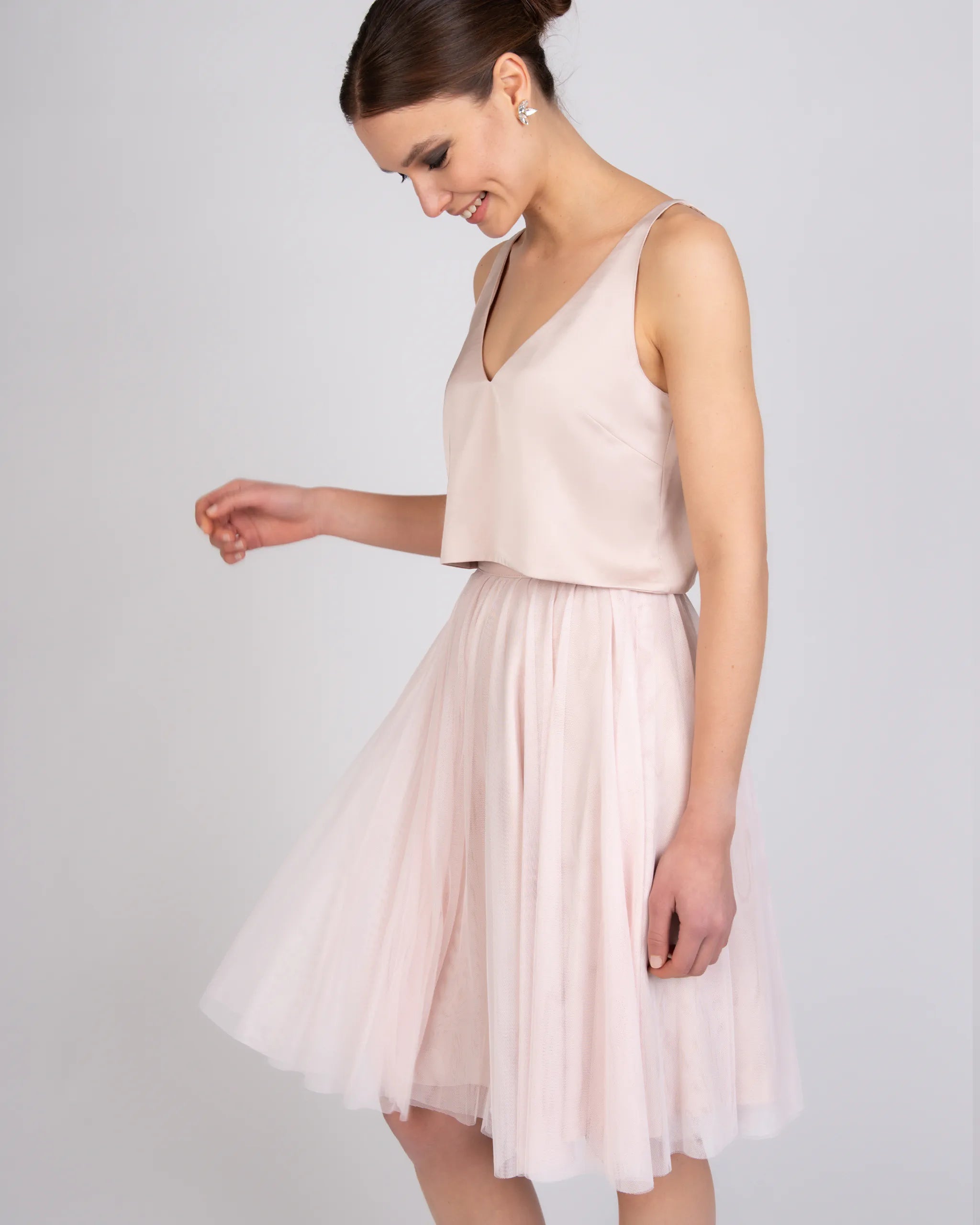 Knielanger Tüllrock kurz in rosa Ansicht vorne