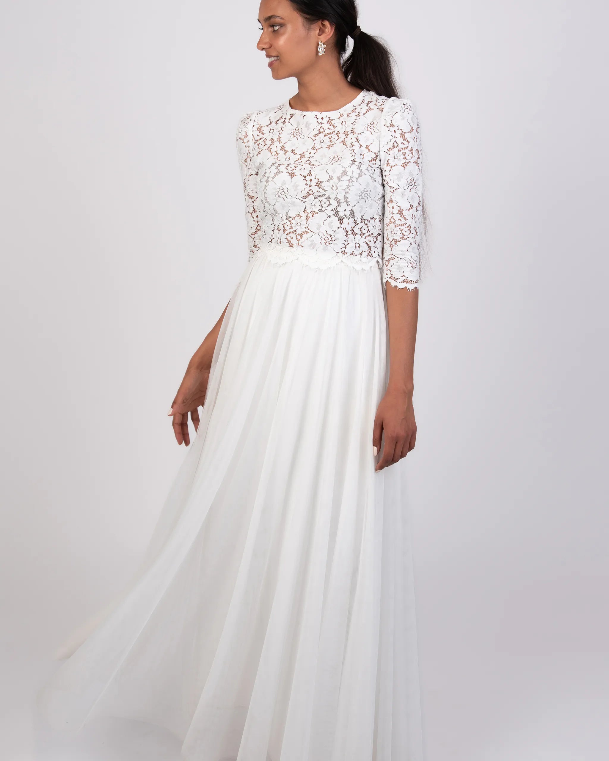 Bodenlanger Braut Tüllrock Ivory Ansicht seitlich