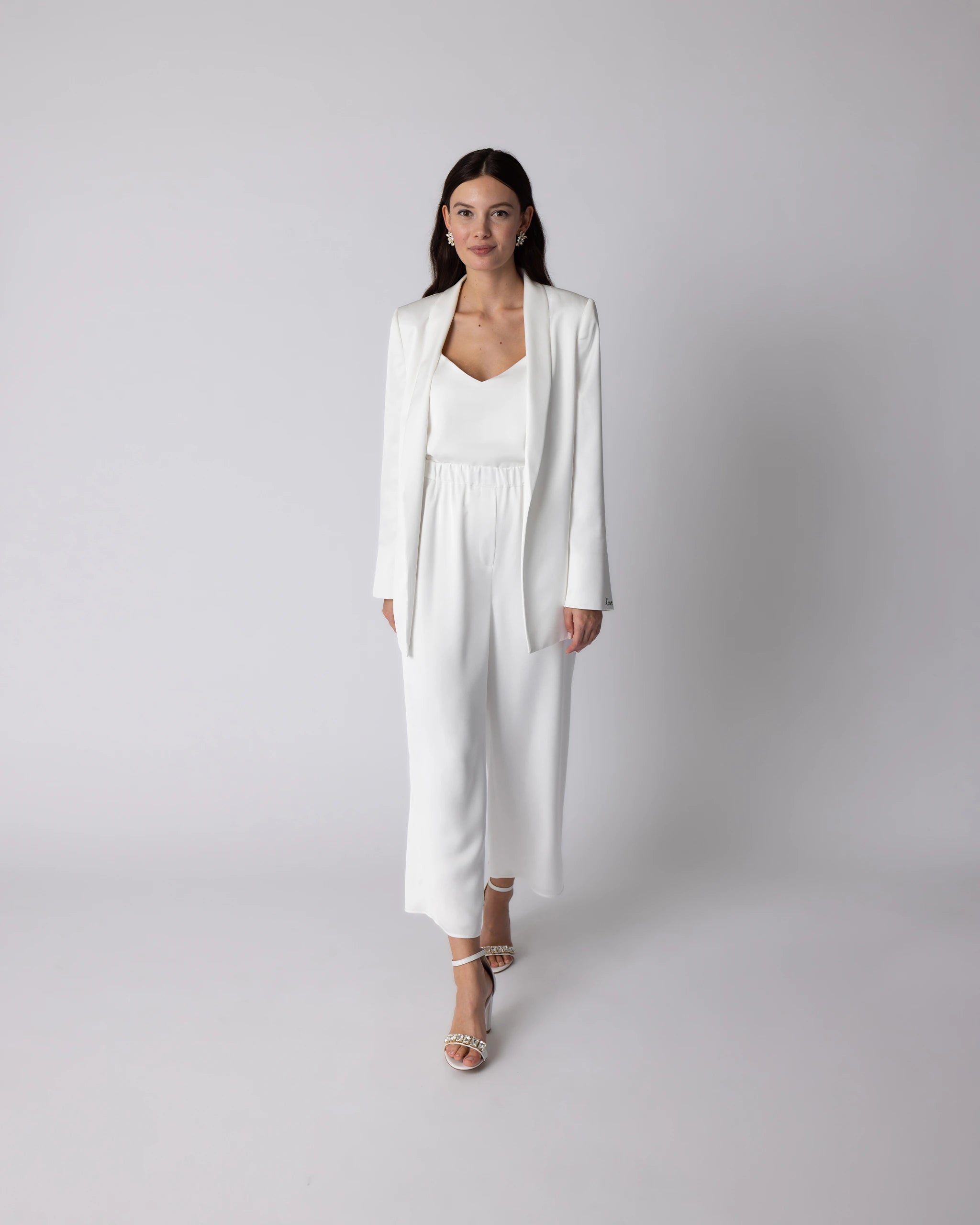 Schlichter Hosenanzug im Satin Look mit passendem Blazer - Ansicht vorne