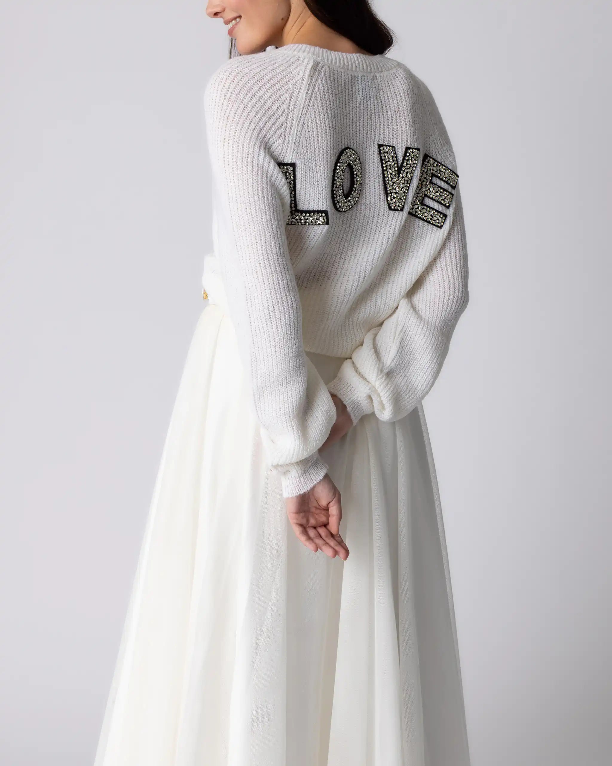 Braut Strickjacke und Brautrock aus Tüll - Detailansicht Brautkleid Standesamt