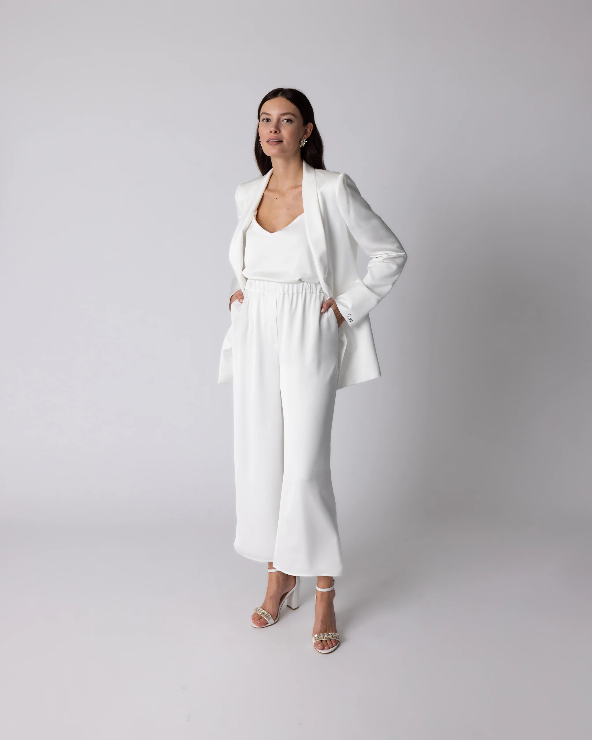 Braut Hosenanzug mit Culotte und Blazer aus Satin