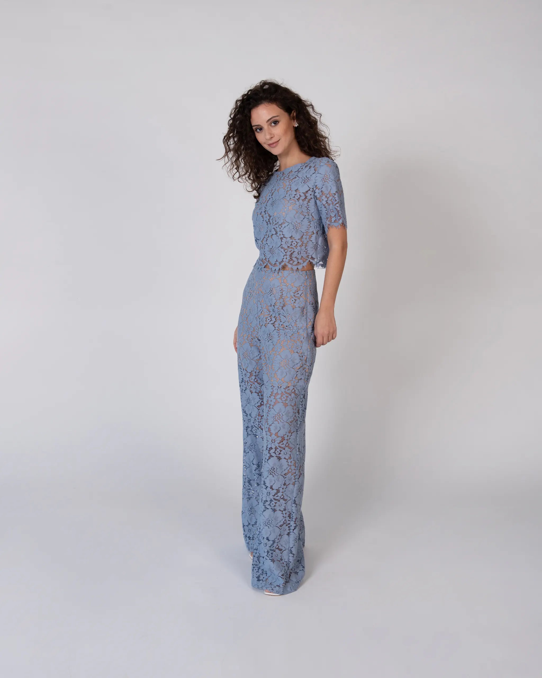 Abendkleid Zweiteiler mit Spitzenhose und Crop Top - Ansicht vorne