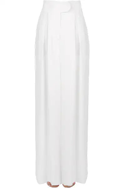 Brauthose am Körper
