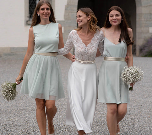 Gefertigt aus sorgfältig ausgewählten Materialien für Qualität, die bleibt.