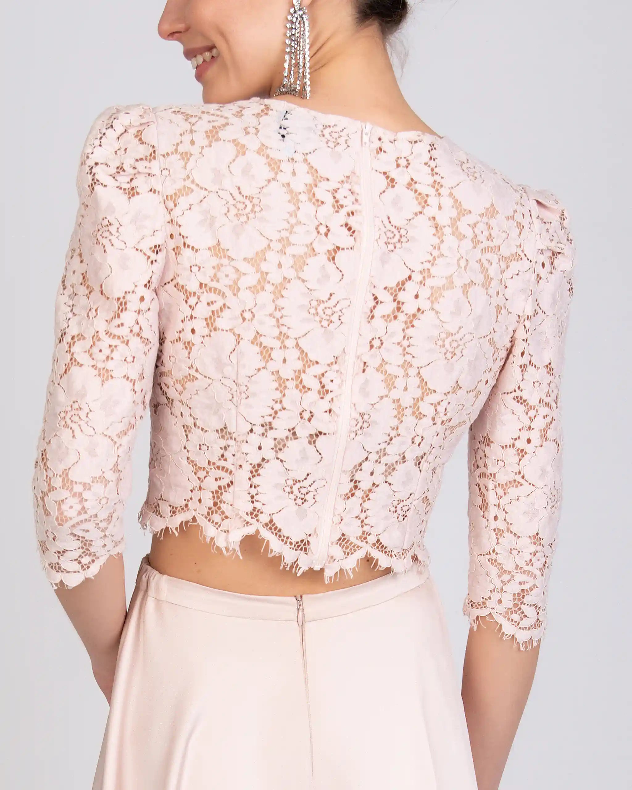 Brautjungfernkleid mit Croptop aus Vintage Spitze und Satinrock - Ansicht hinten