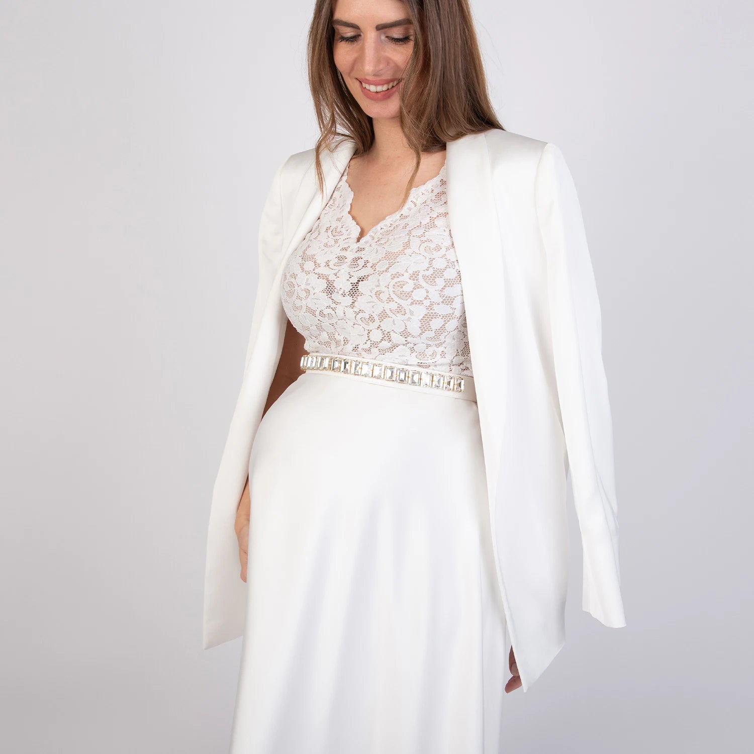 Brautkleid für Schwangere Zweiteiler Brautbody aus Bohospitze und Brautblazer