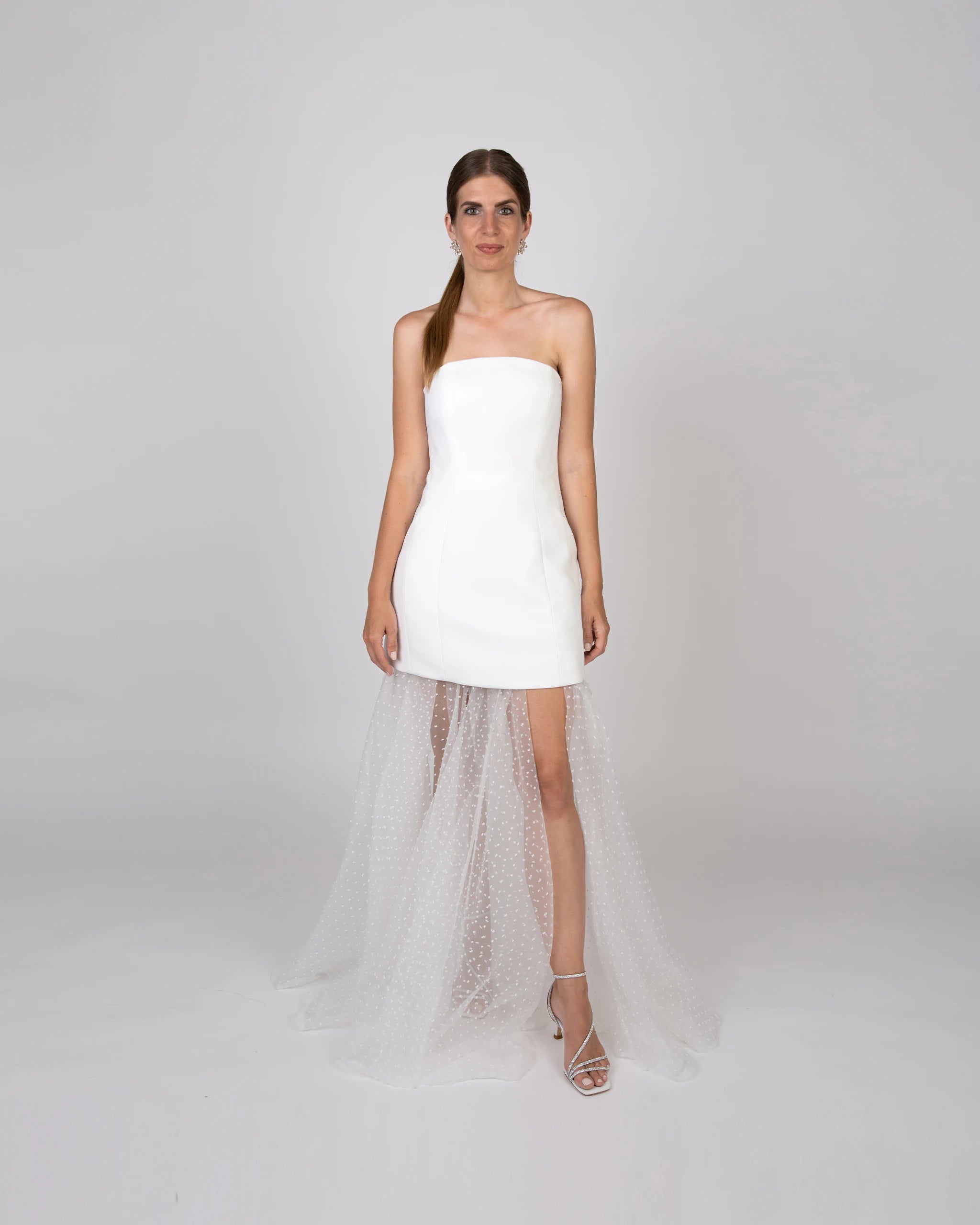 Bodenlanges Brautkleid mit Überrock aus Organza mit Punkten - Ansicht vorne