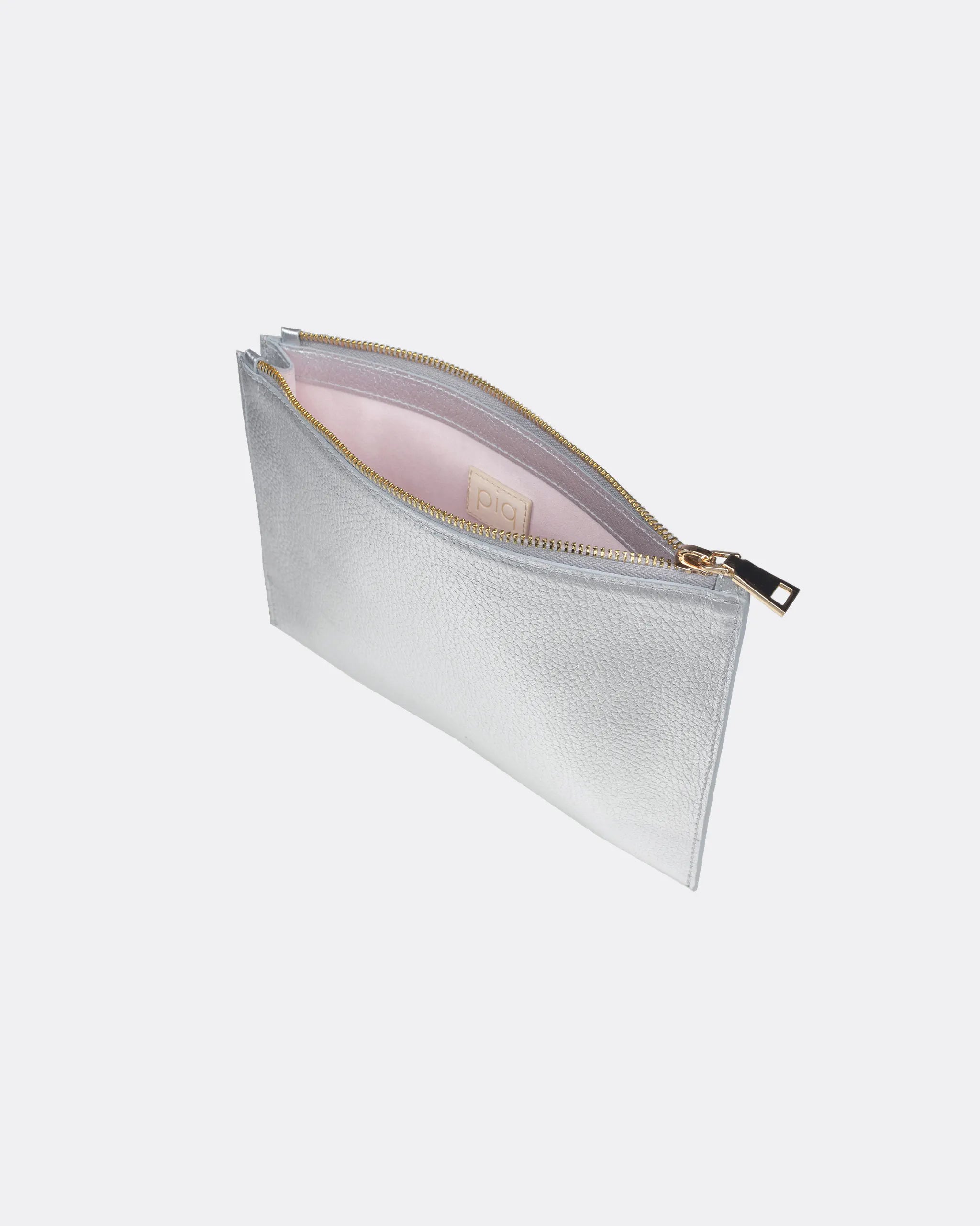 Clutch aus Leder Silber Metallic Ansicht seitlich offen