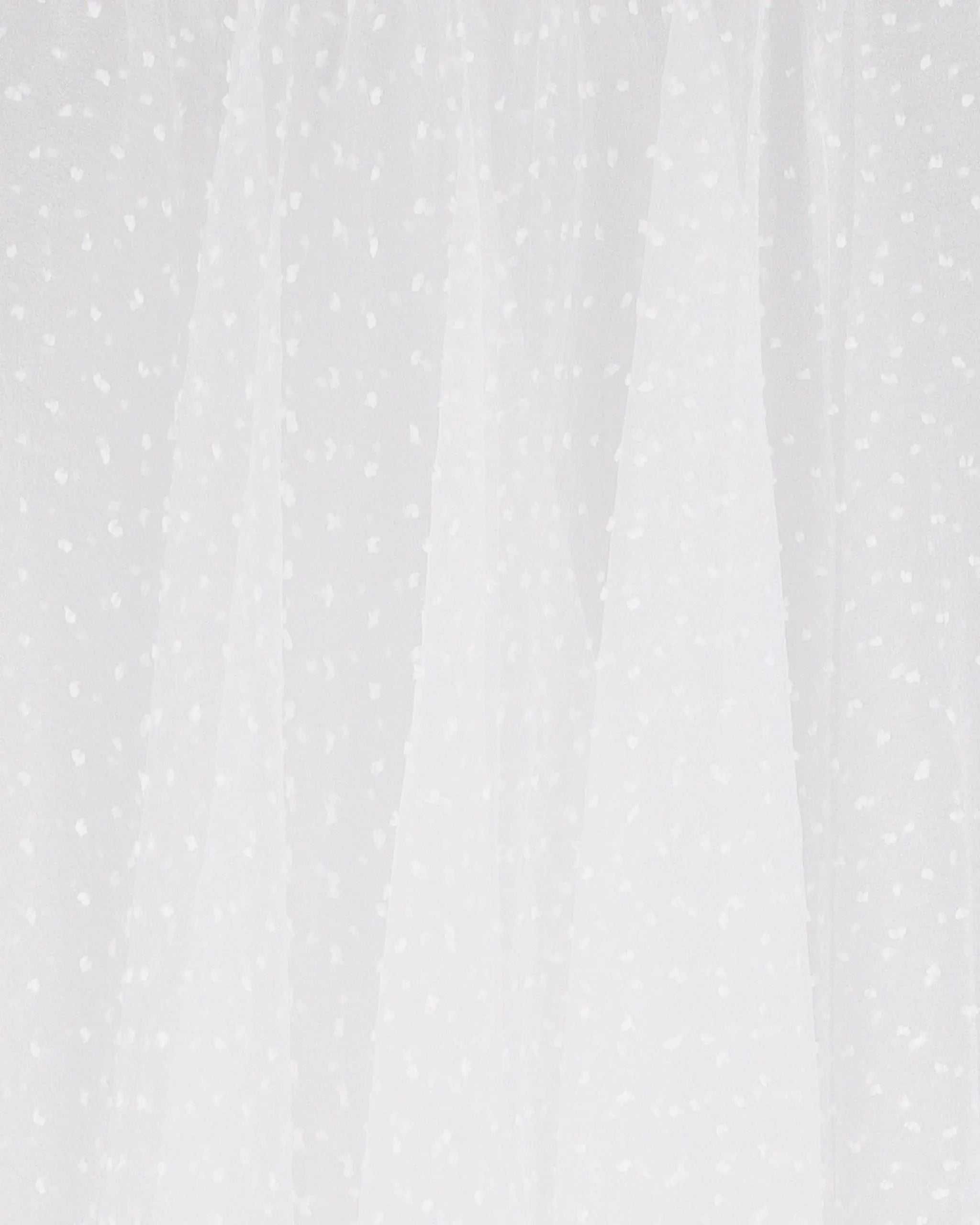 Stoff Detail Ivory Organza Dots