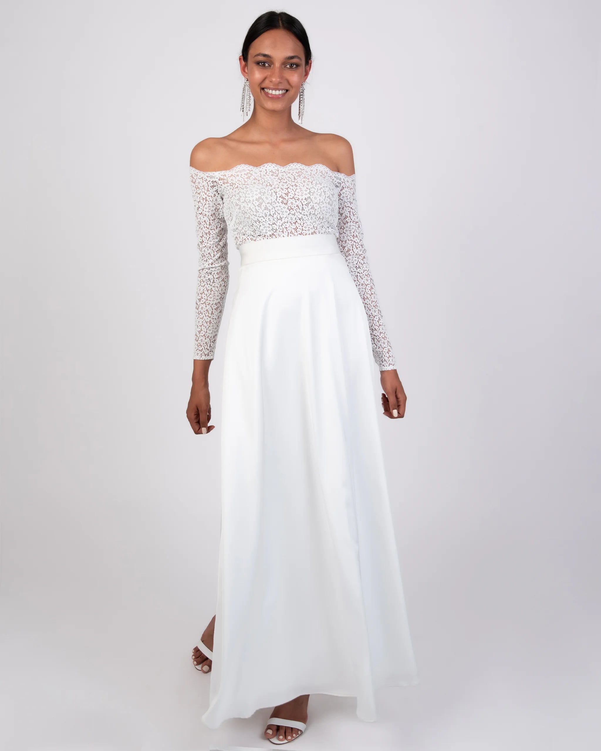 Bodenlanger Braut Satinrock Ansicht vorne