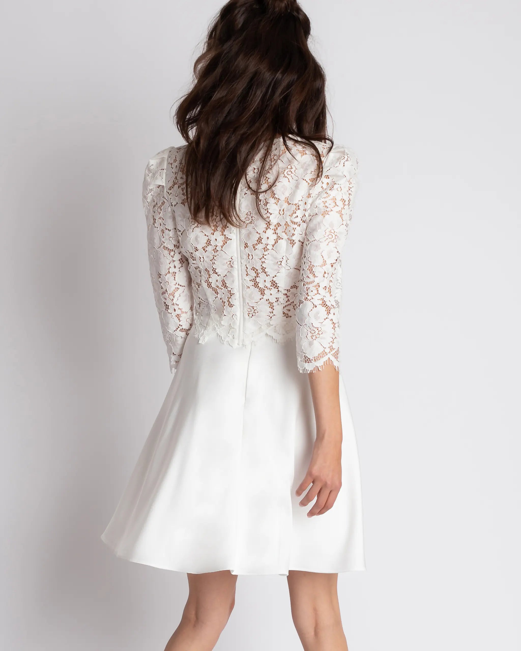 Braut Crop Top aus Vintage Spitze mit langen Ärmeln Ansicht hinten