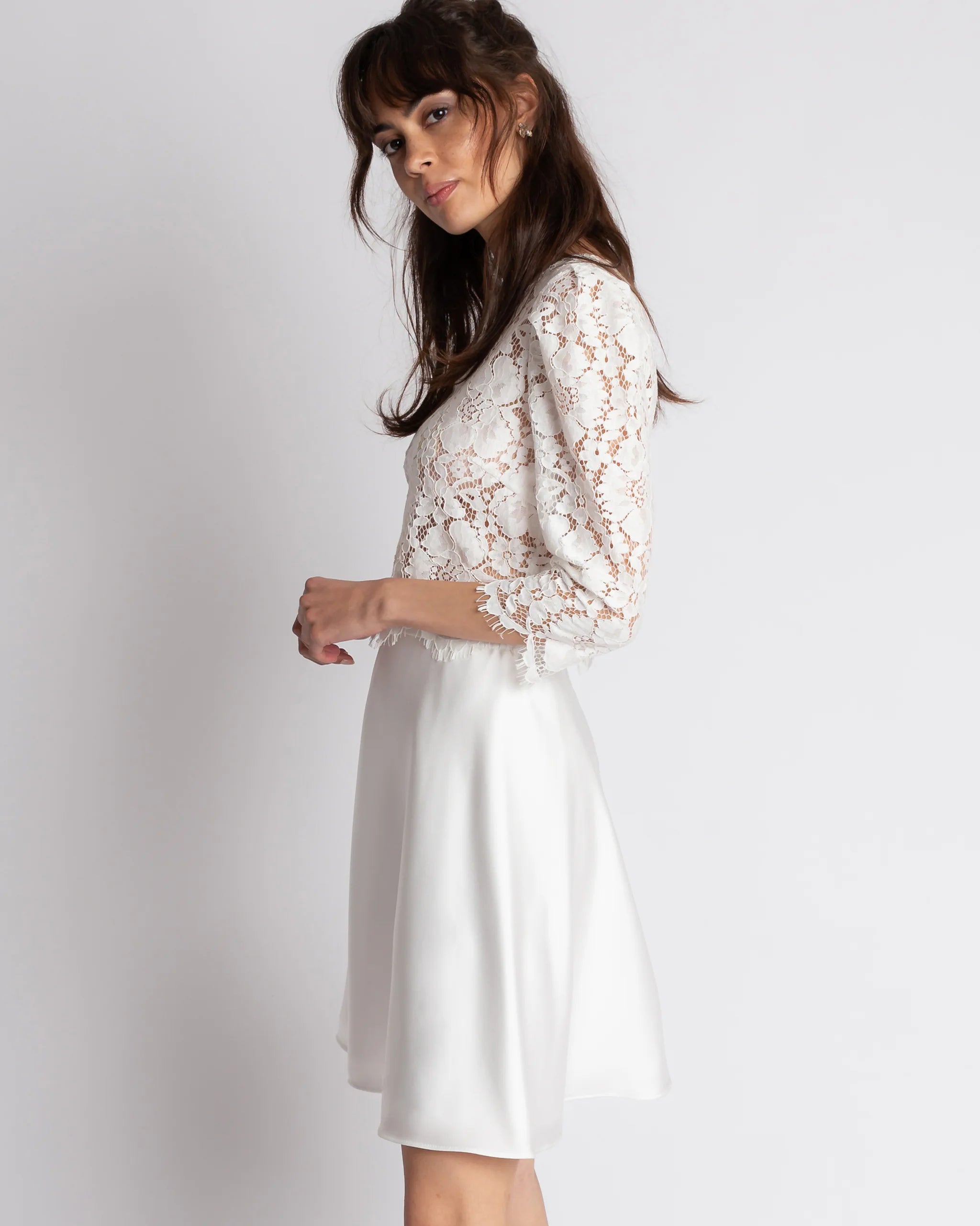 Braut Crop Top aus Vintage Spitze mit langen Ärmeln Ansicht Seite