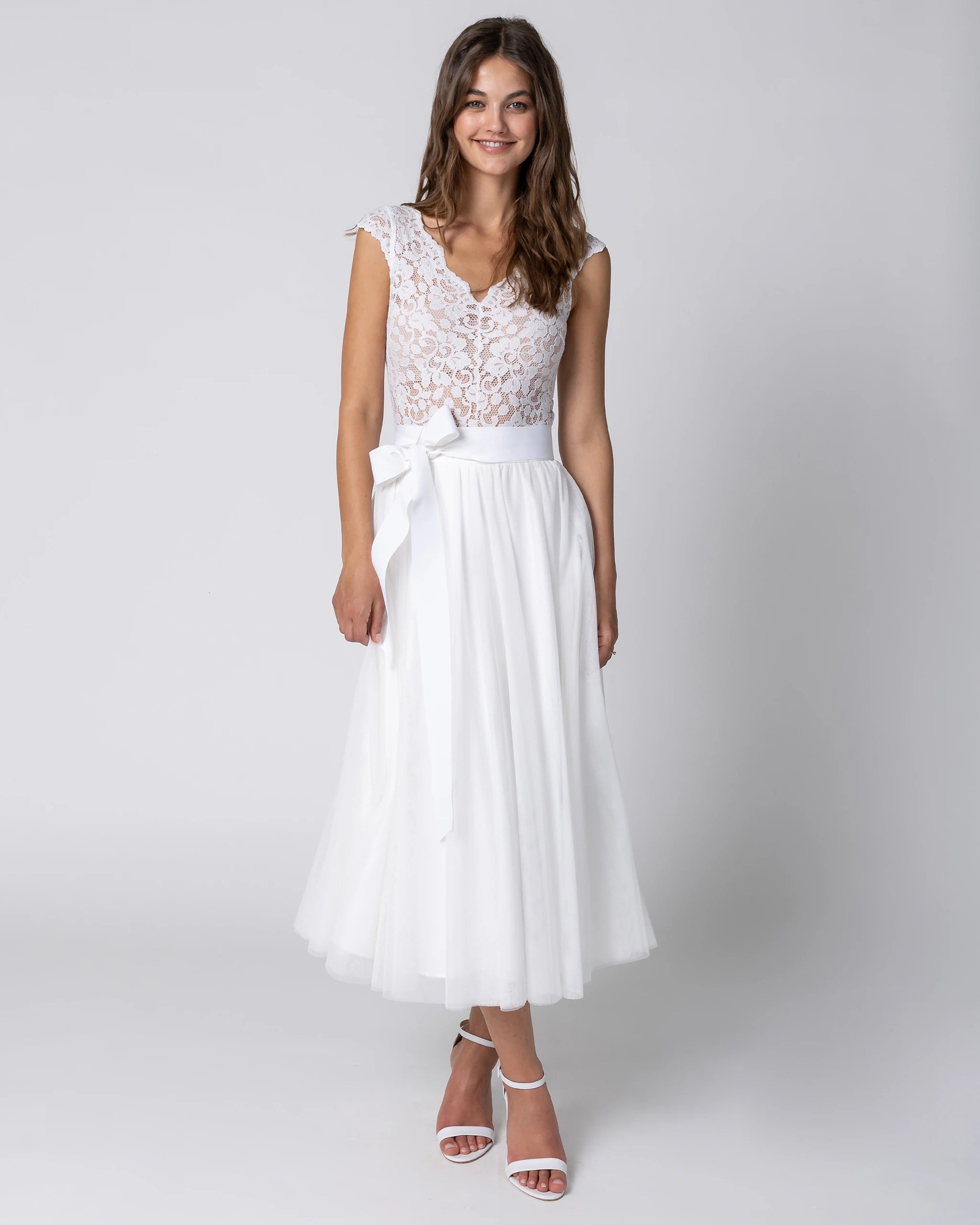 Grosgrain Schleifenband Ivory mit Masche am Model