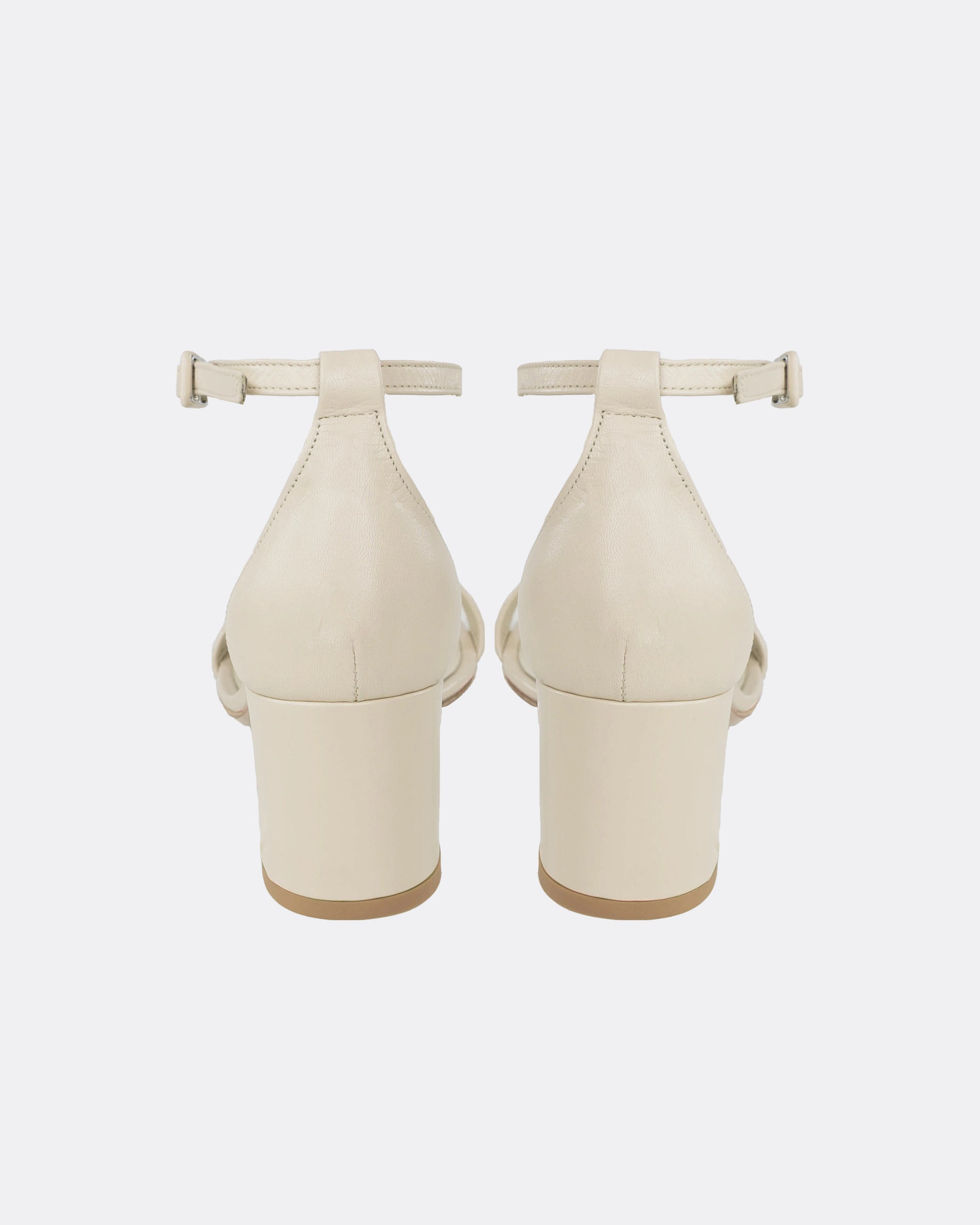 Sandalen mit 5cm Blockabsatz in Champagne Ansicht hinten