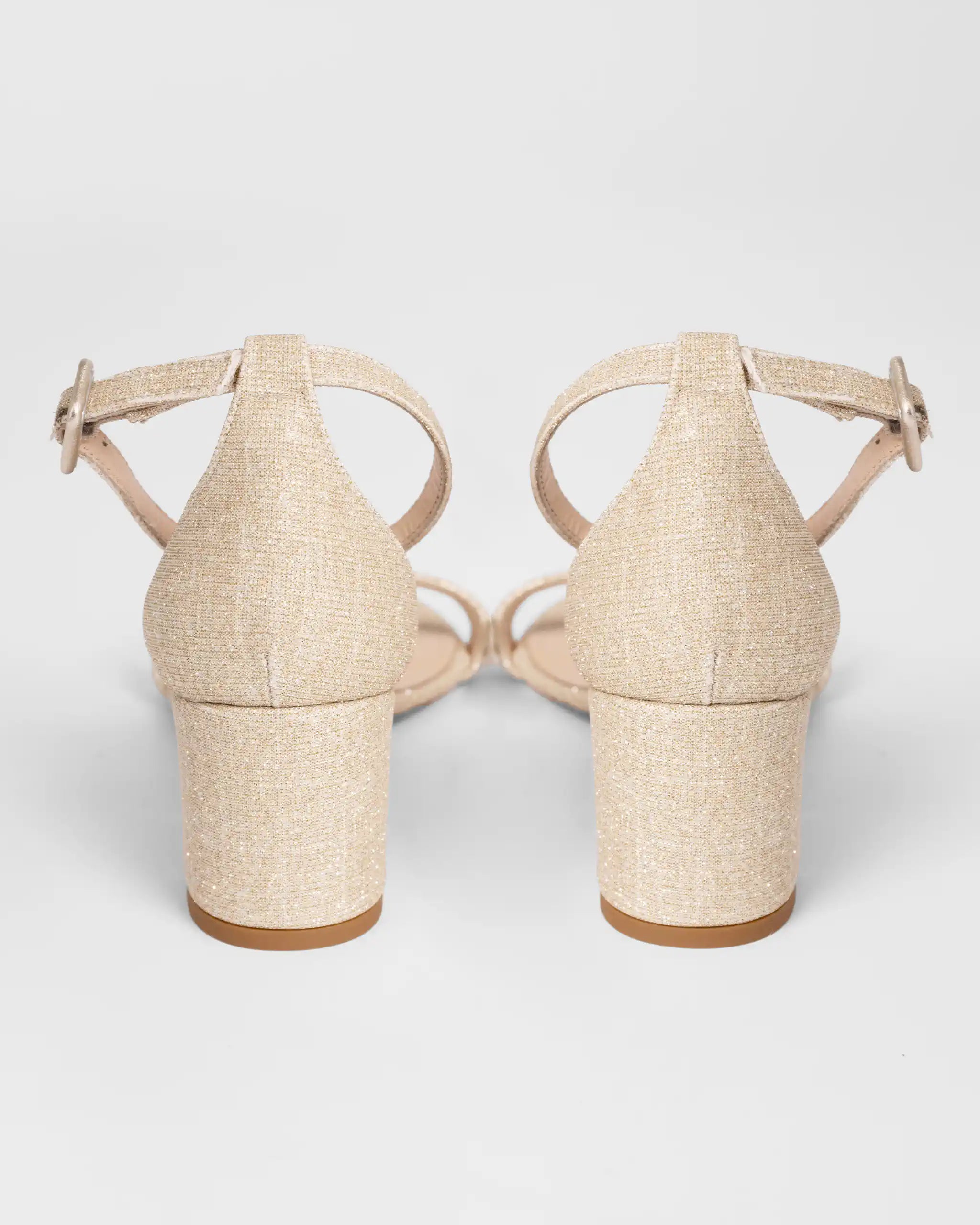 Sandalen mit Blockabsatz aus Glitzergewebe in Gold Ansicht hinten