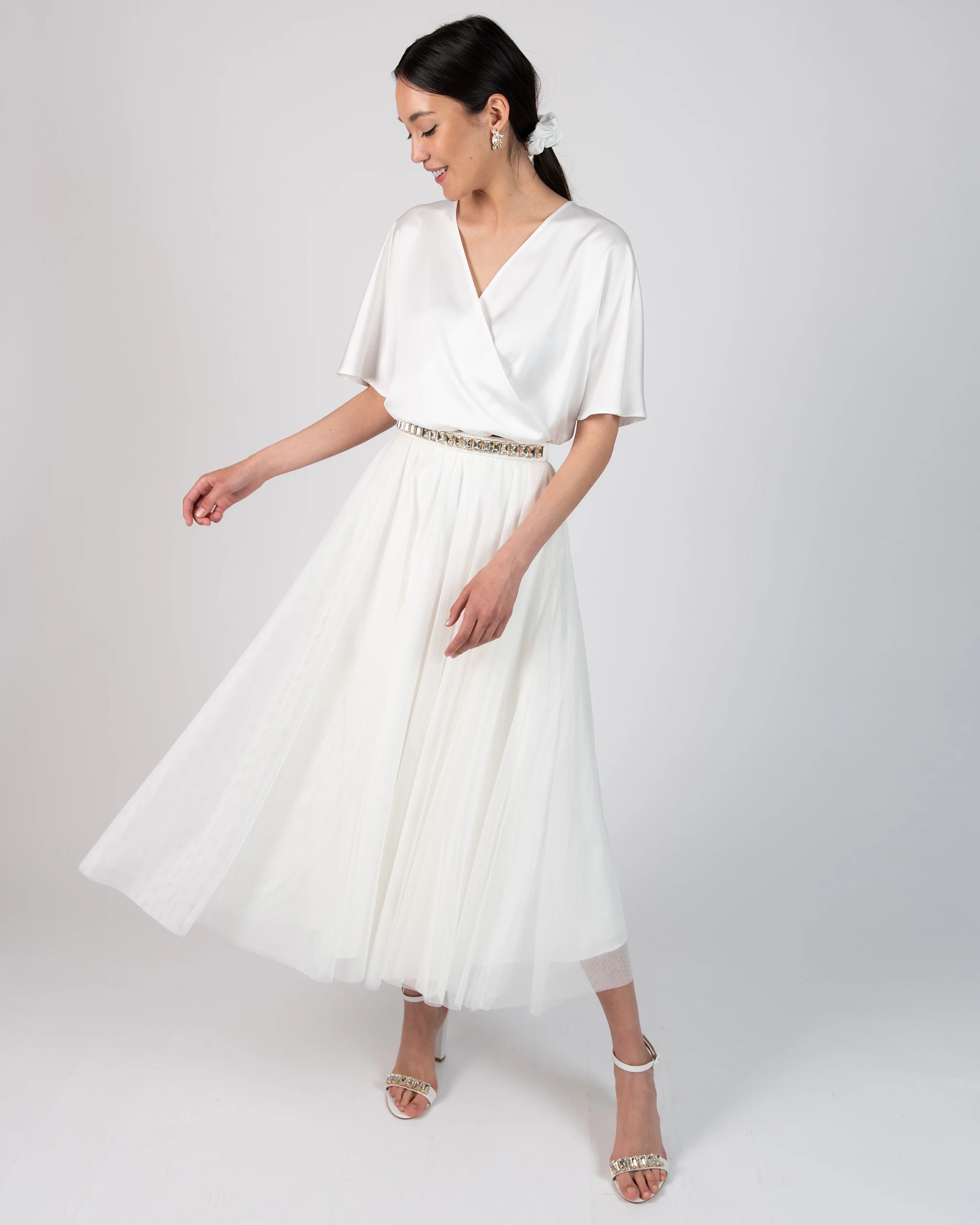 Wadenlanger Braut Tüllrock in ivory Ansicht vorne