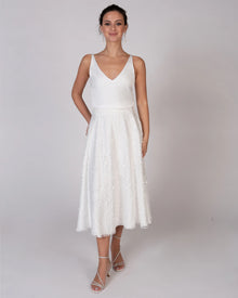 SARA - Ivory Twigs - Wadenlanger Brautrock mit 3D-Blättern