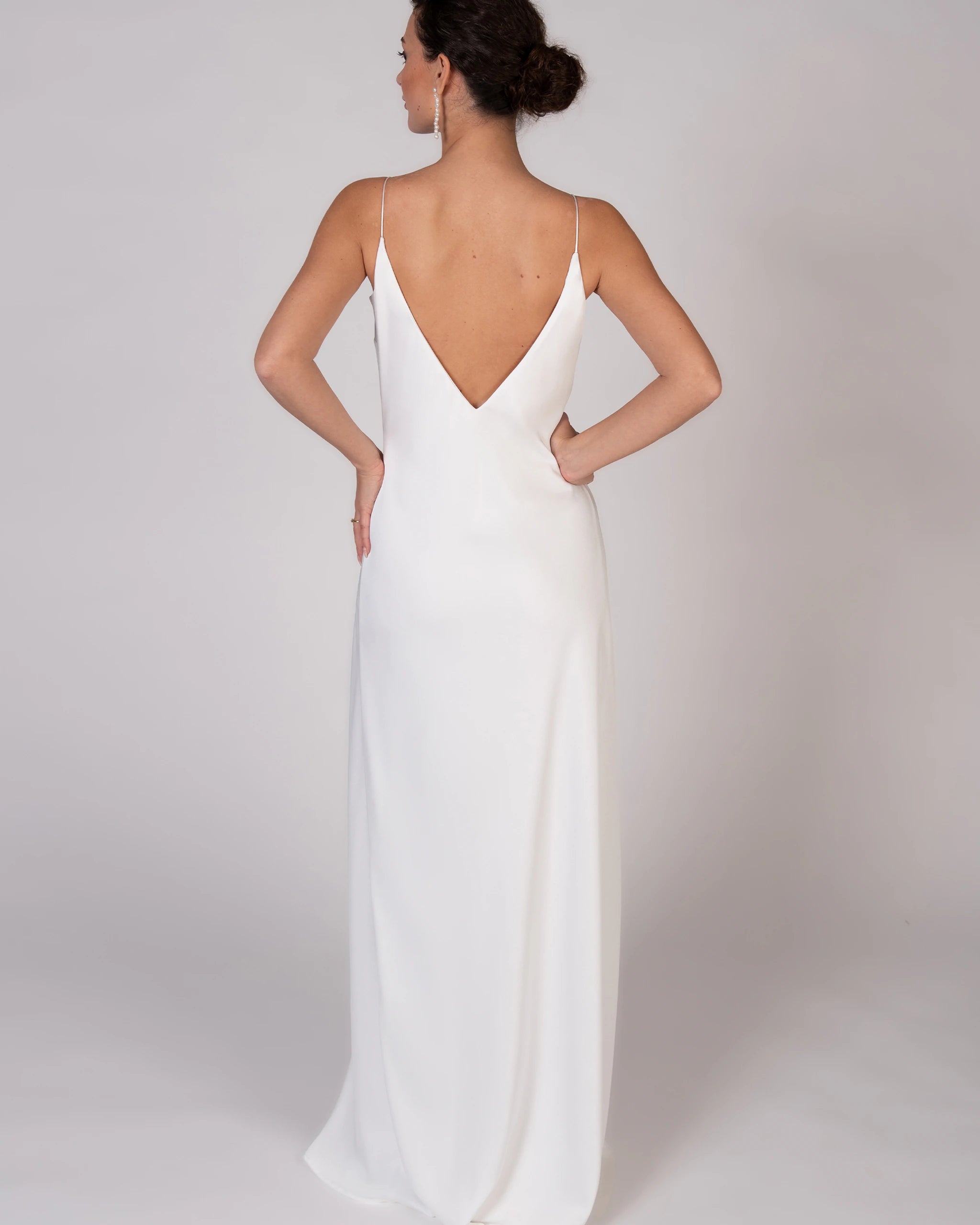 Wunderschönes Maxi Slip Dress für die Braut aus Satin - Ansicht hinten