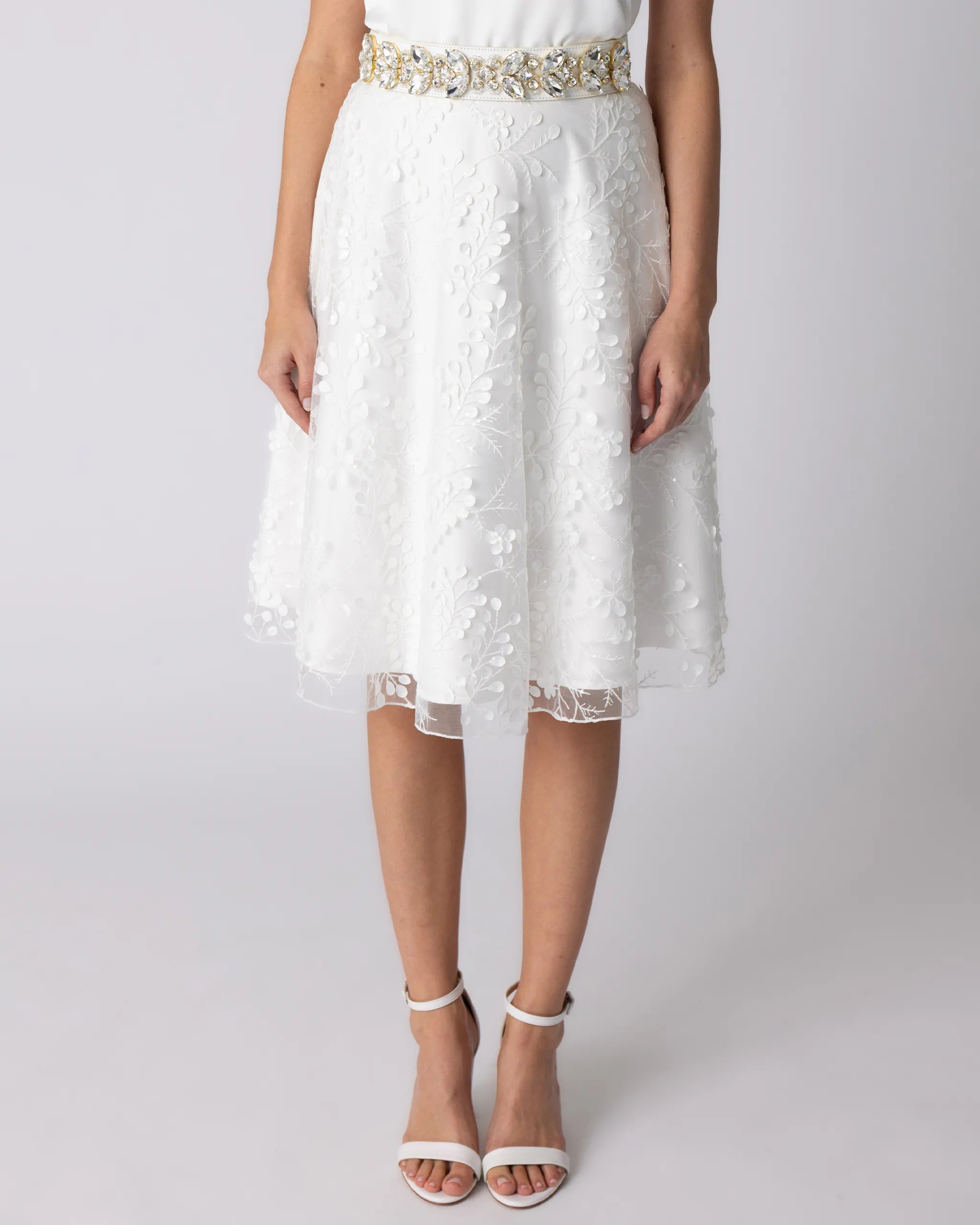 Kurzer Braut Tüllrock mit 3D-Blätter und Pailletten Detailansicht