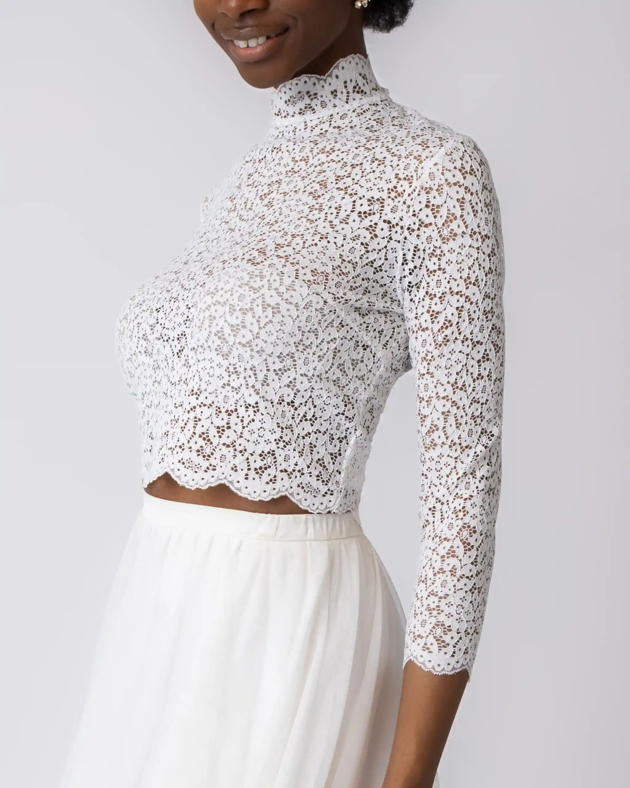 Brautkleid Zweiteiler mit Spitzen Top und bodenlangem Tüllrock - Detailansicht